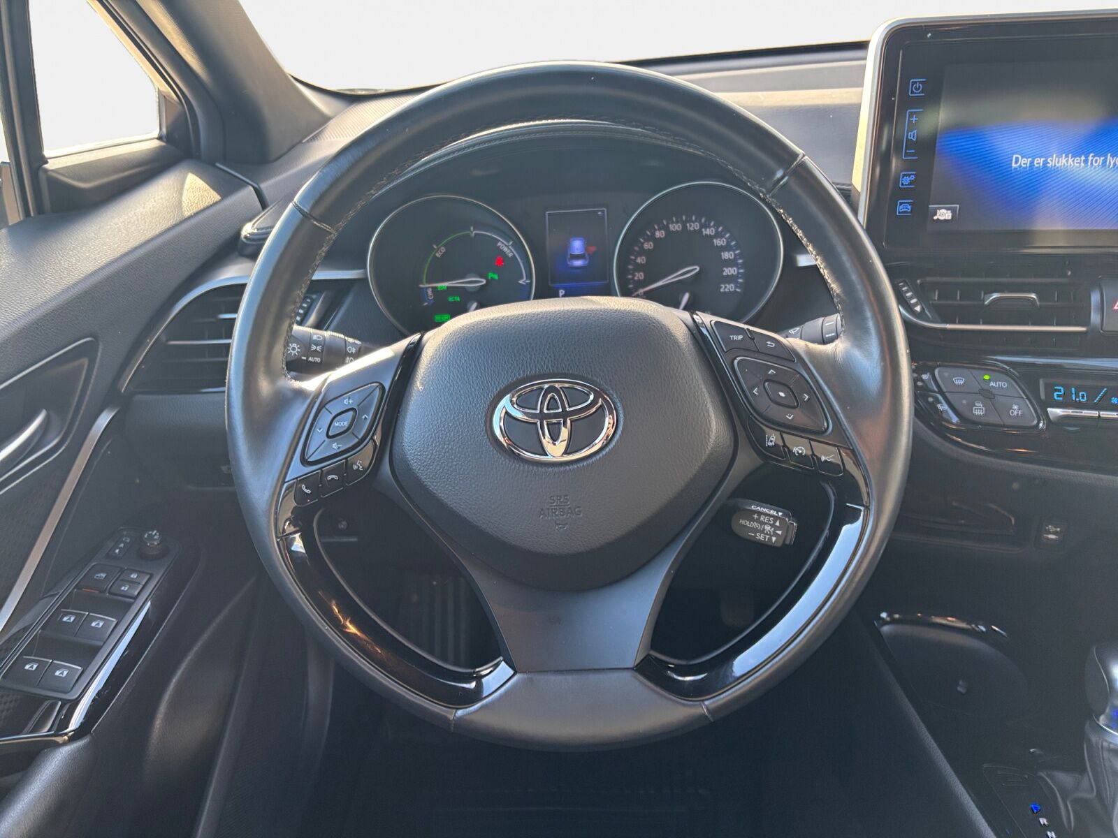 Billede af Toyota C-HR 1,8 Hybrid C-LUB Premium Selected Bi-tone Multidrive S 122HK 5d Aut.