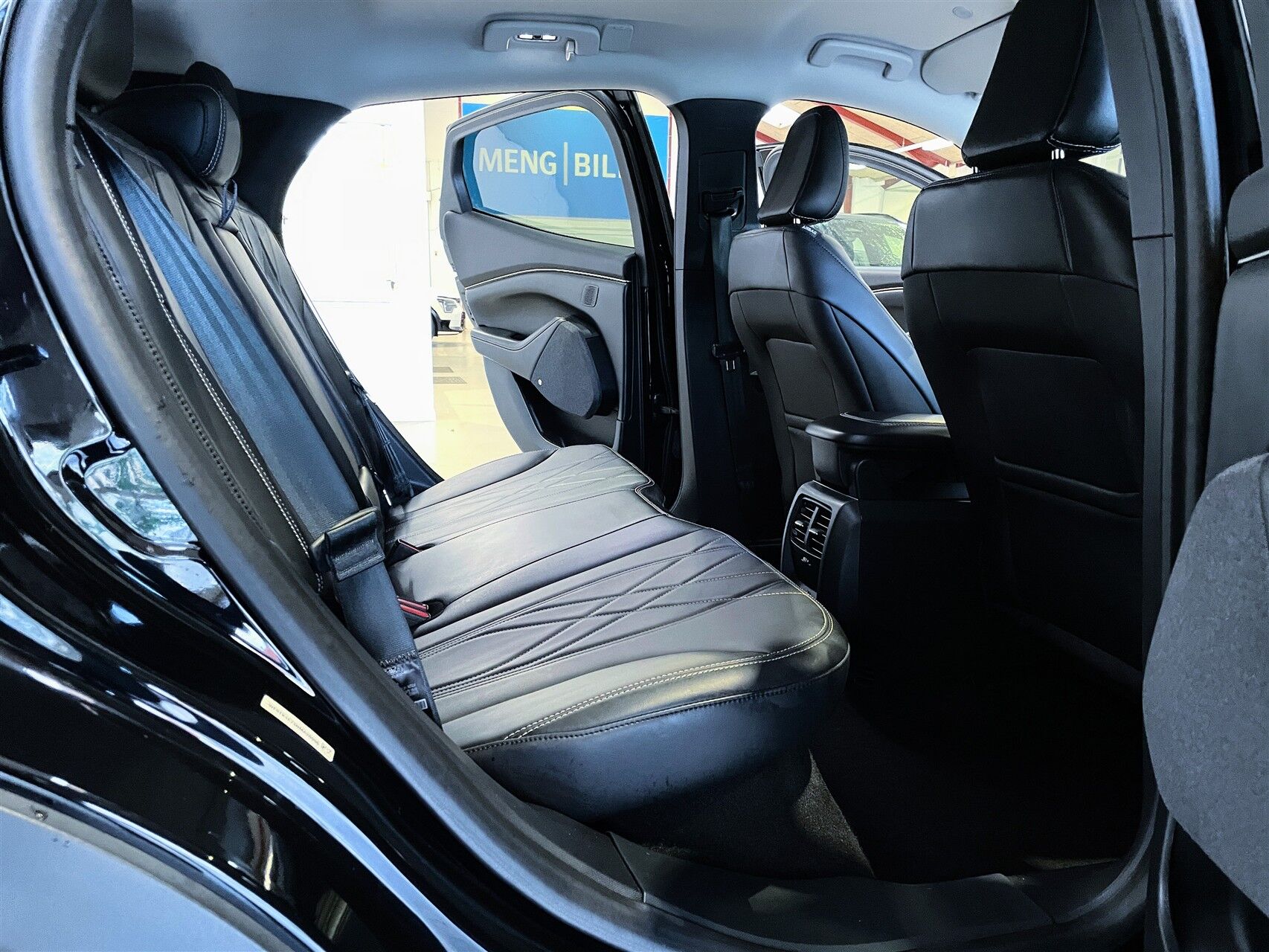 Billede af Ford Mustang Mach-E EL UR 294HK 5d Aut.