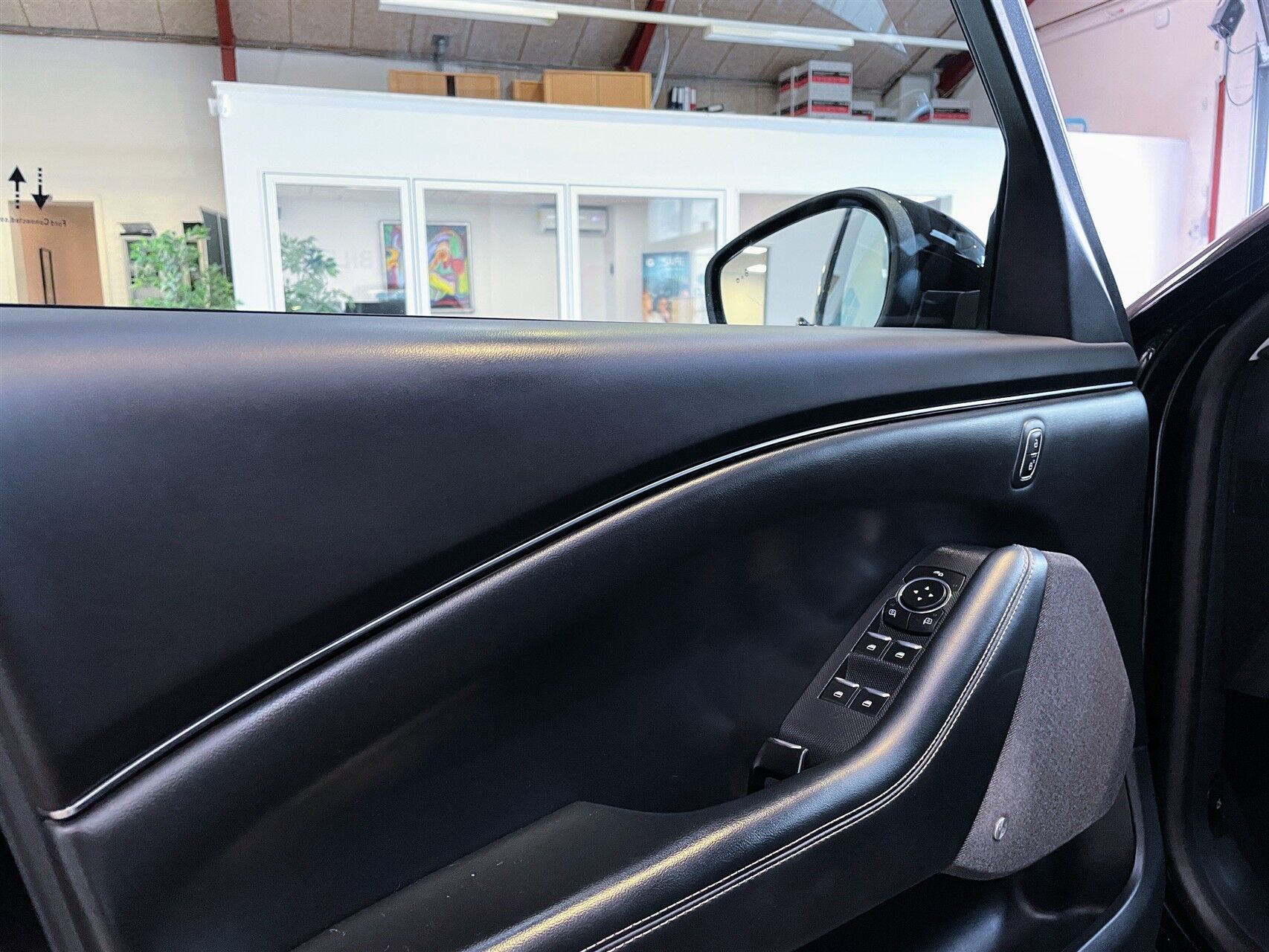 Billede af Ford Mustang Mach-E EL UR 294HK 5d Aut.