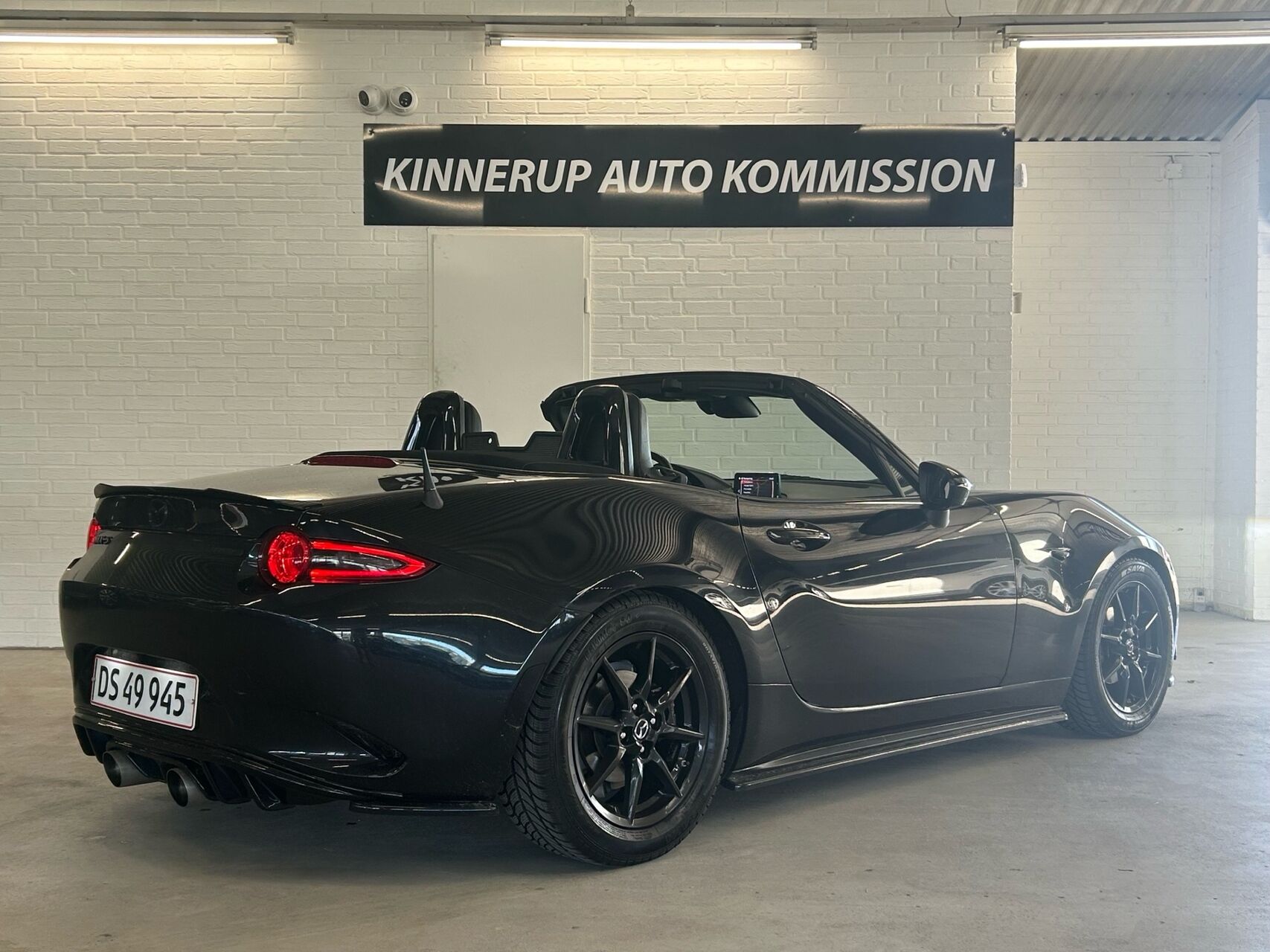 Billede af Mazda MX-5 1,5 Skyactiv-G Sky m. Edition-pakke 132HK Cabr. 6g