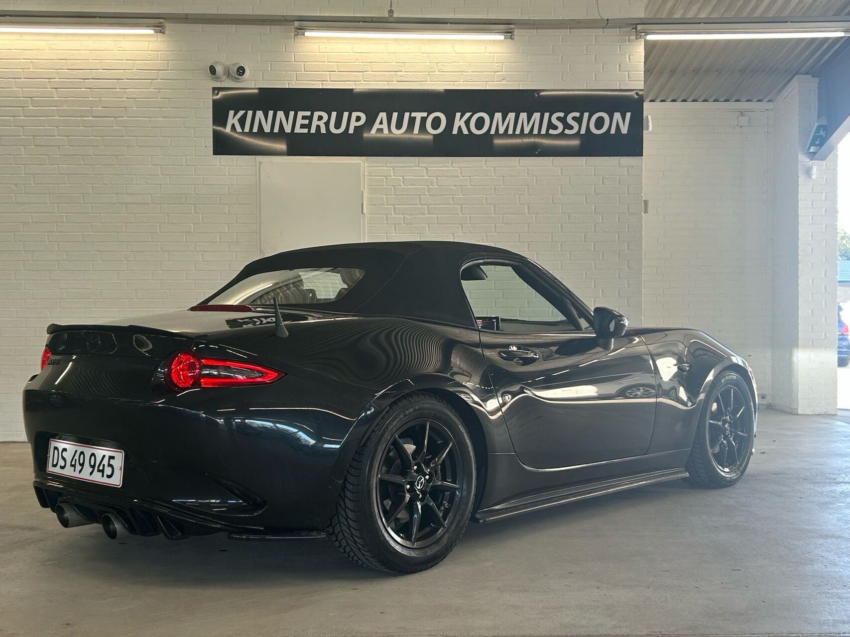 Billede af Mazda MX-5 1,5 Skyactiv-G Sky m. Edition-pakke 132HK Cabr. 6g