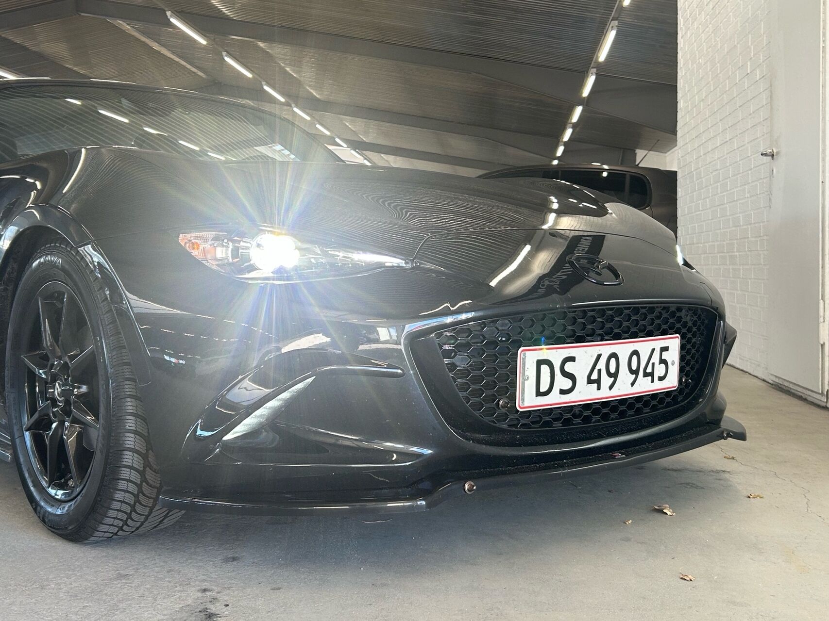 Billede af Mazda MX-5 1,5 Skyactiv-G Sky m. Edition-pakke 132HK Cabr. 6g