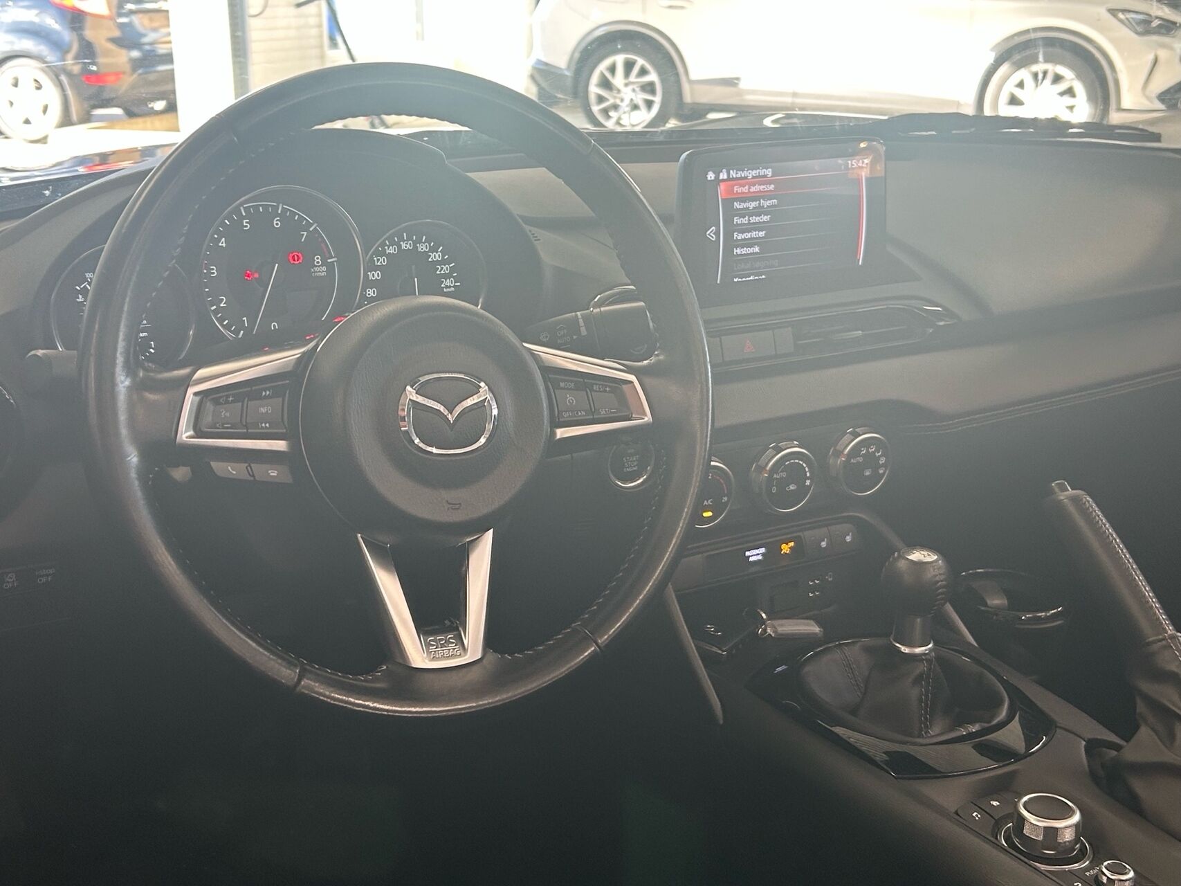 Billede af Mazda MX-5 1,5 Skyactiv-G Sky m. Edition-pakke 132HK Cabr. 6g