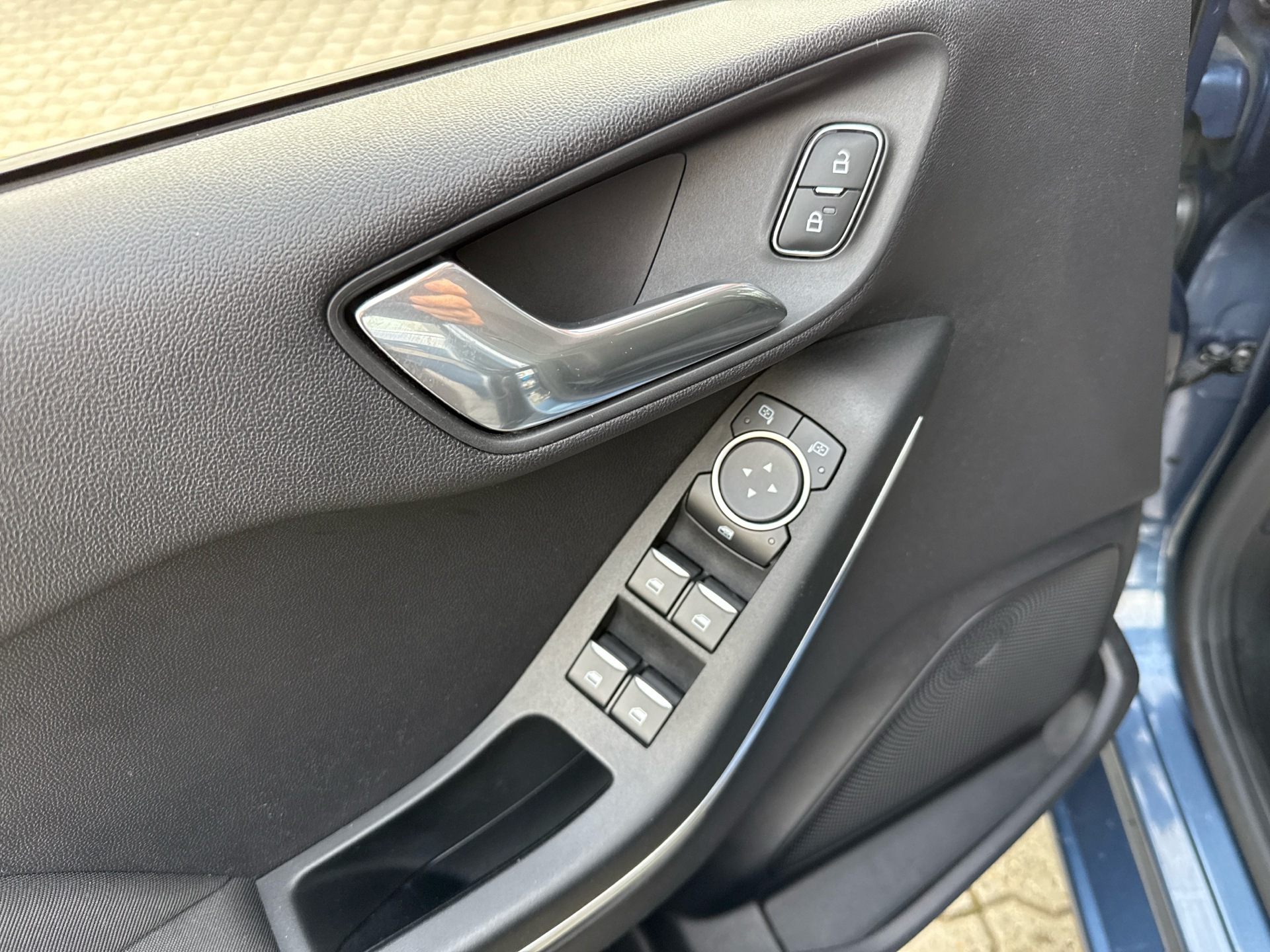 Billede af Ford Fiesta 1,0 EcoBoost Hybrid Titanium Start/Stop 125HK 5d 6g