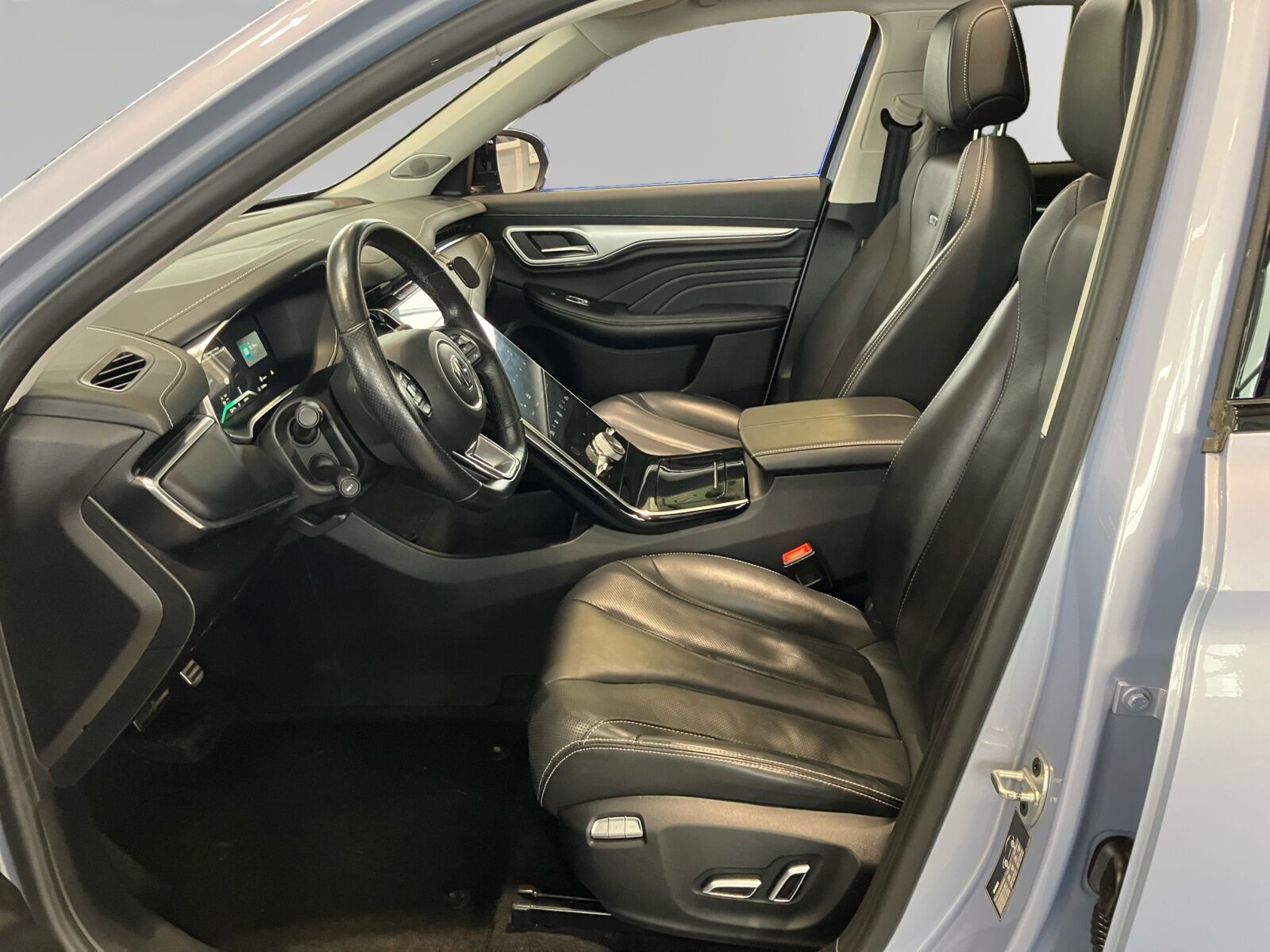 Billede af MG Marvel R EL Performance 4x4 288HK 5d Aut.