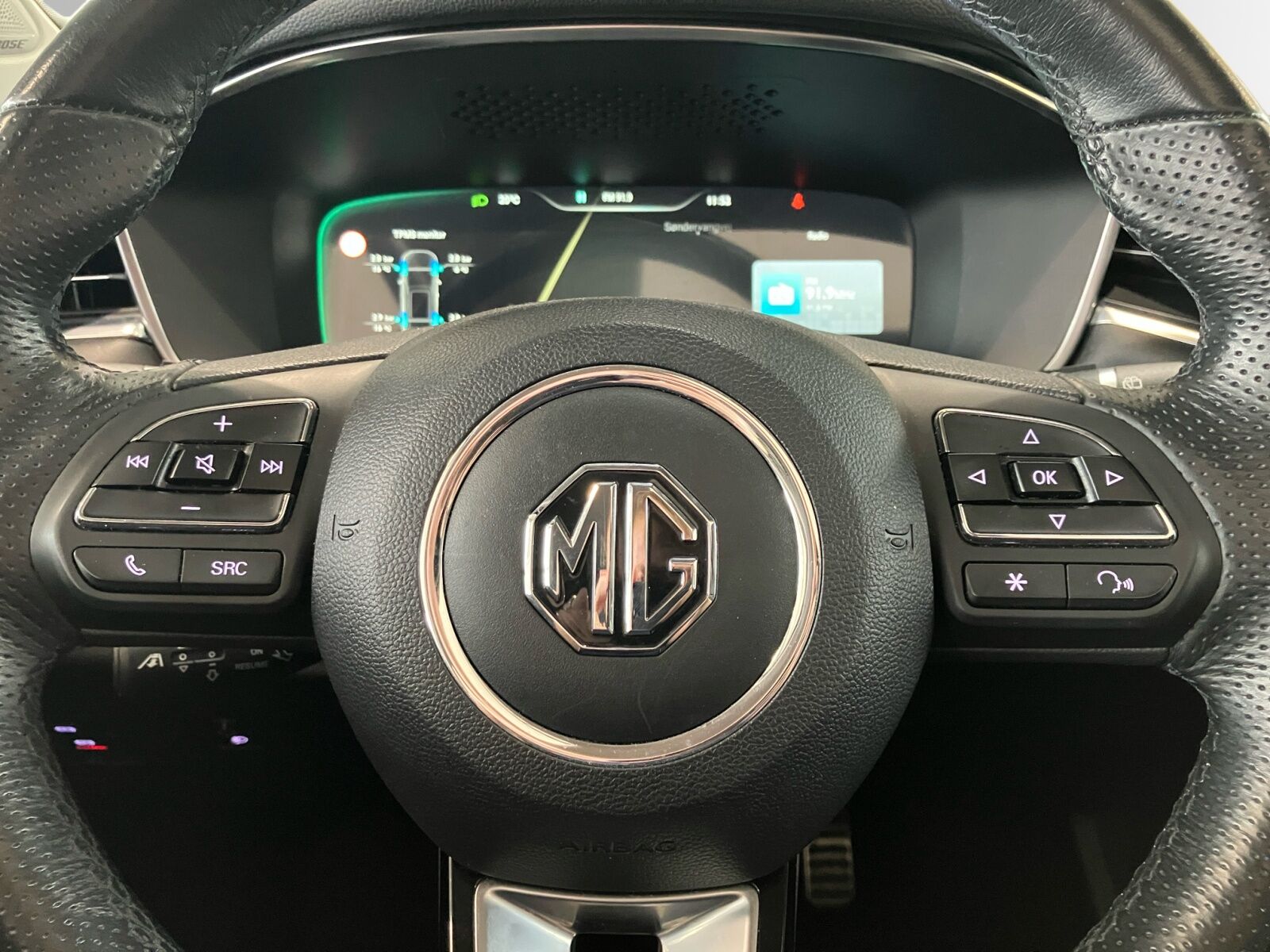 Billede af MG Marvel R EL Performance 4x4 288HK 5d Aut.