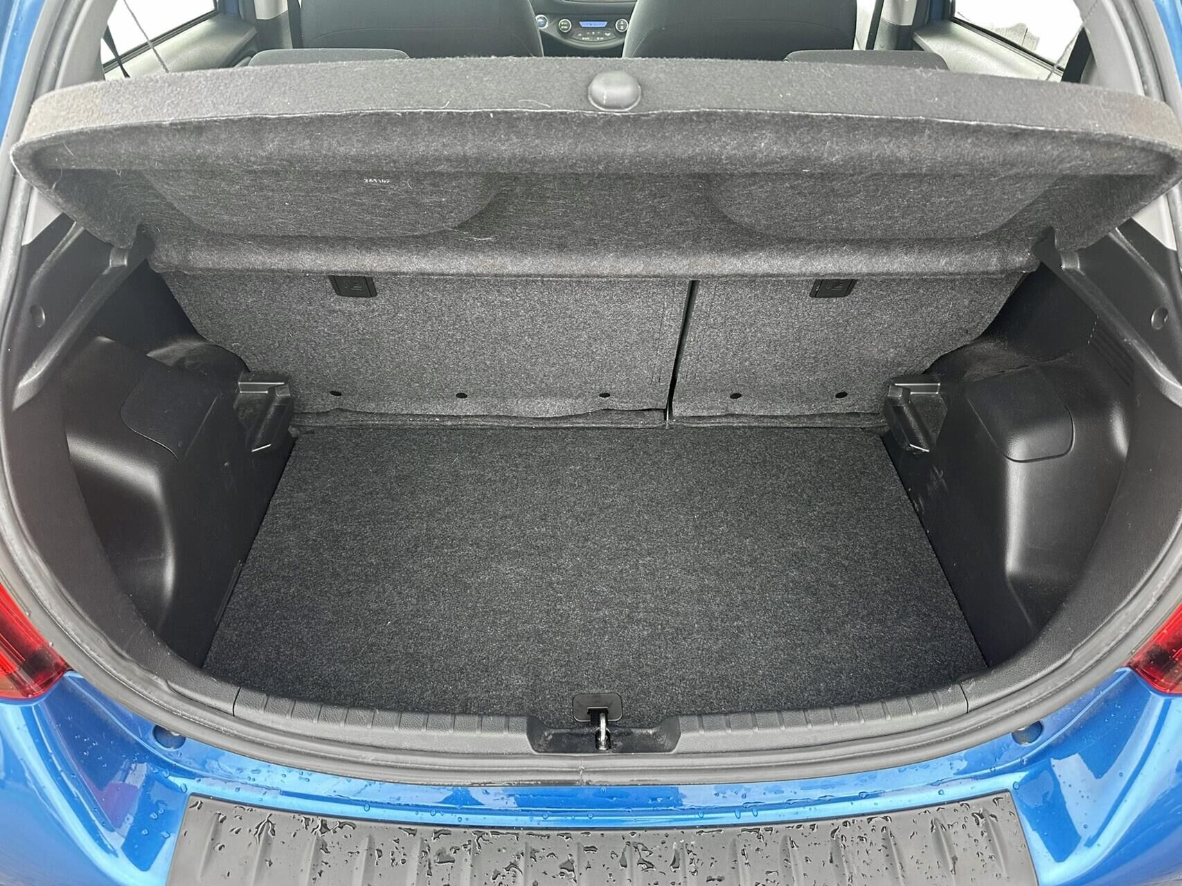 Billede af Toyota Yaris 1,5 Hybrid H2 Style E-CVT 100HK 5d Trinl. Gear