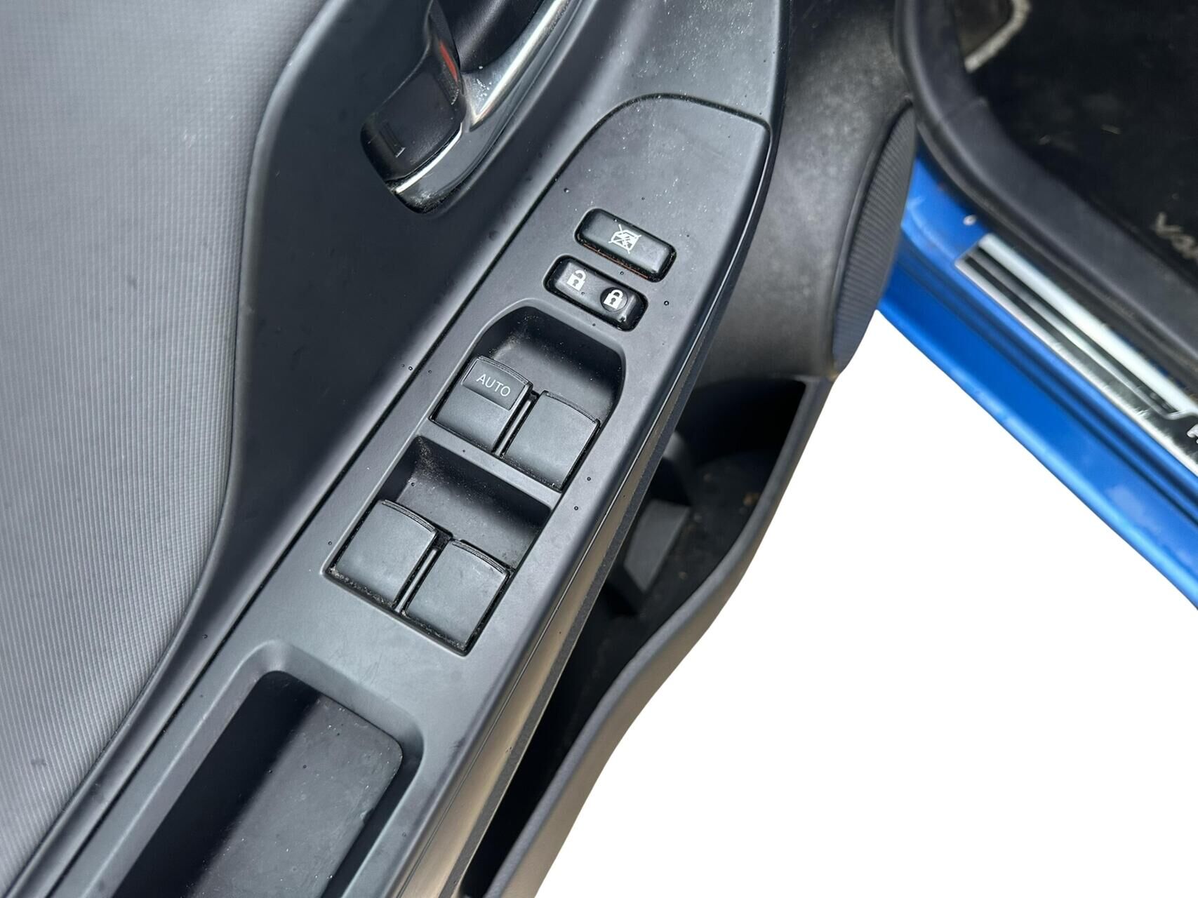 Billede af Toyota Yaris 1,5 Hybrid H2 Style E-CVT 100HK 5d Trinl. Gear