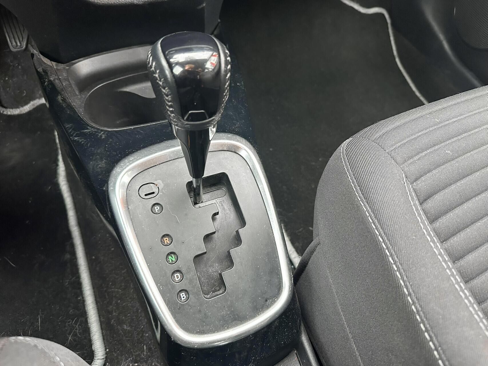 Billede af Toyota Yaris 1,5 Hybrid H2 Style E-CVT 100HK 5d Trinl. Gear