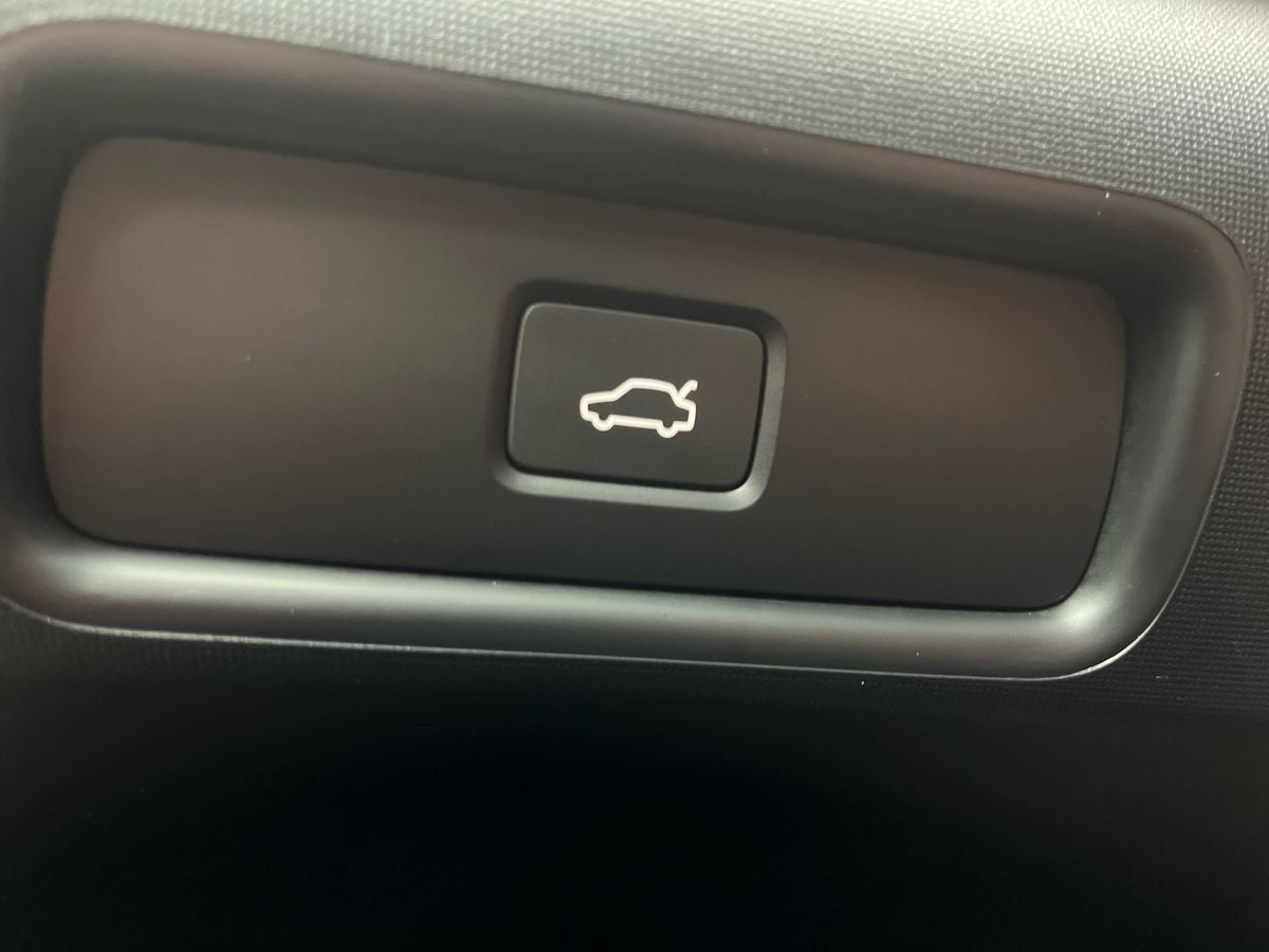 Billede af Polestar 2 EL Long Range Single motor Plus 231HK 5d Aut.