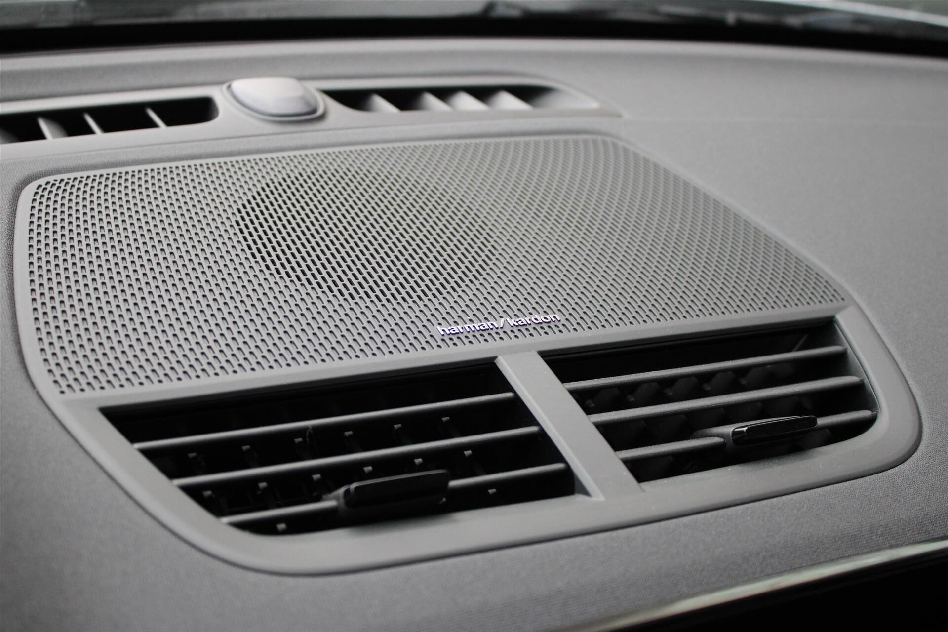 Billede af Polestar 2 EL Long Range Single motor Plus 299HK 5d Aut.