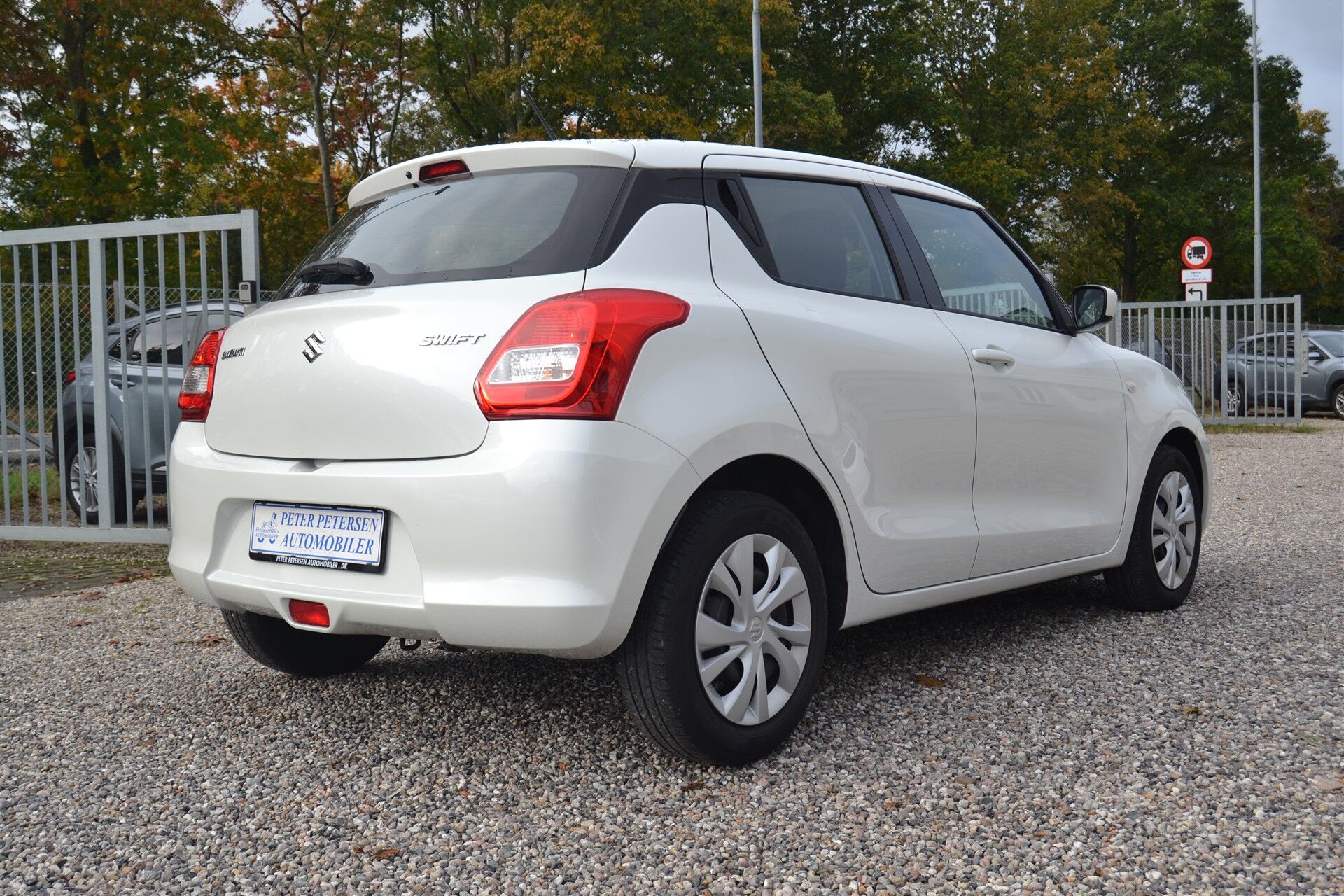 Billede af Suzuki Swift 1,2 Dualjet Club AEB Gold 90HK 5d