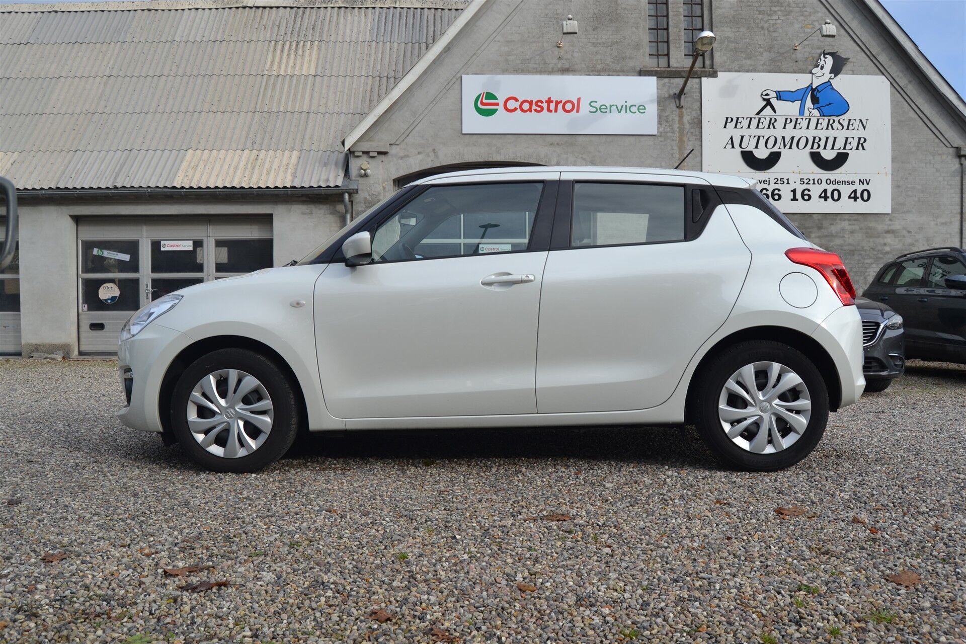 Billede af Suzuki Swift 1,2 Dualjet Club AEB Gold 90HK 5d