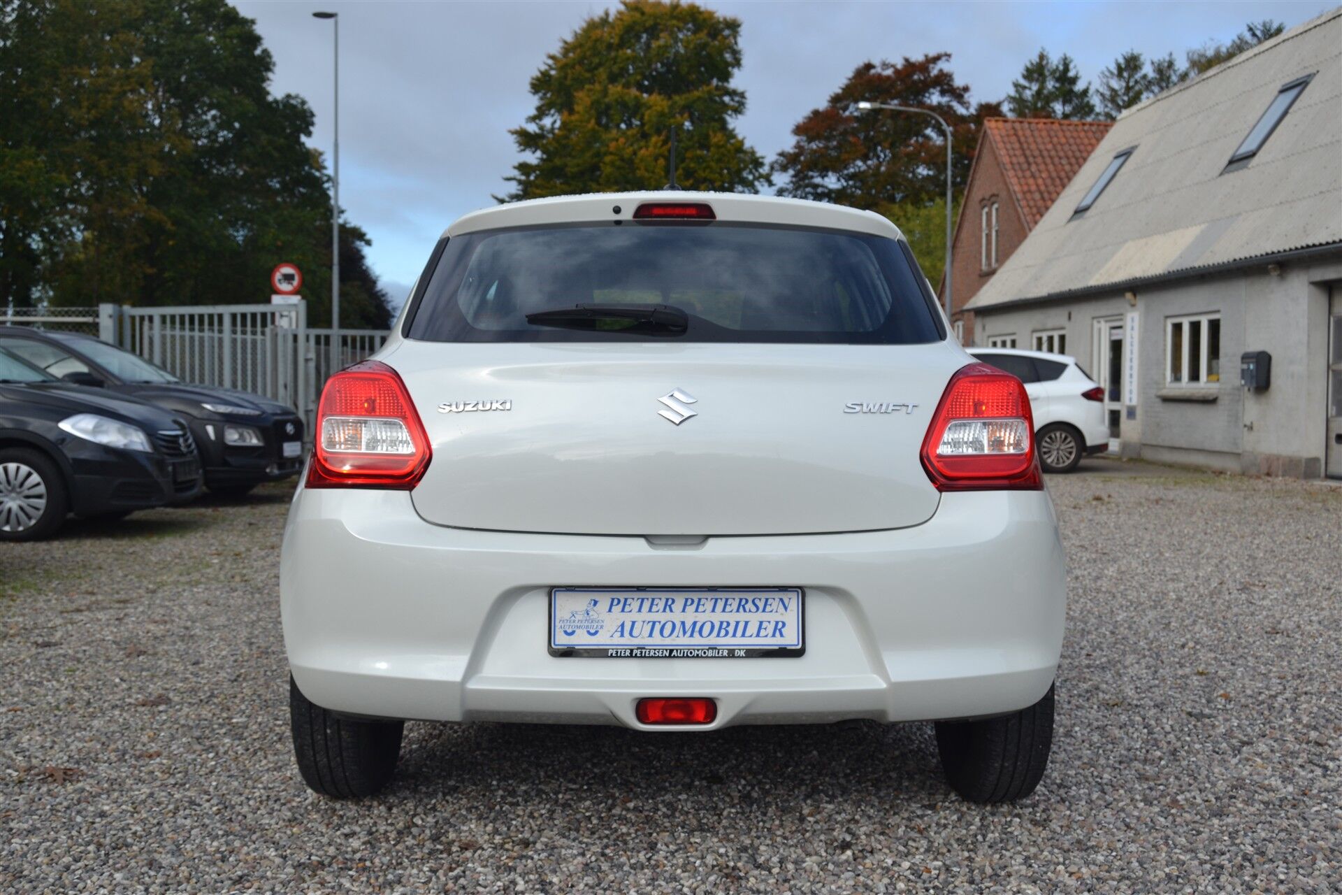 Billede af Suzuki Swift 1,2 Dualjet Club AEB Gold 90HK 5d