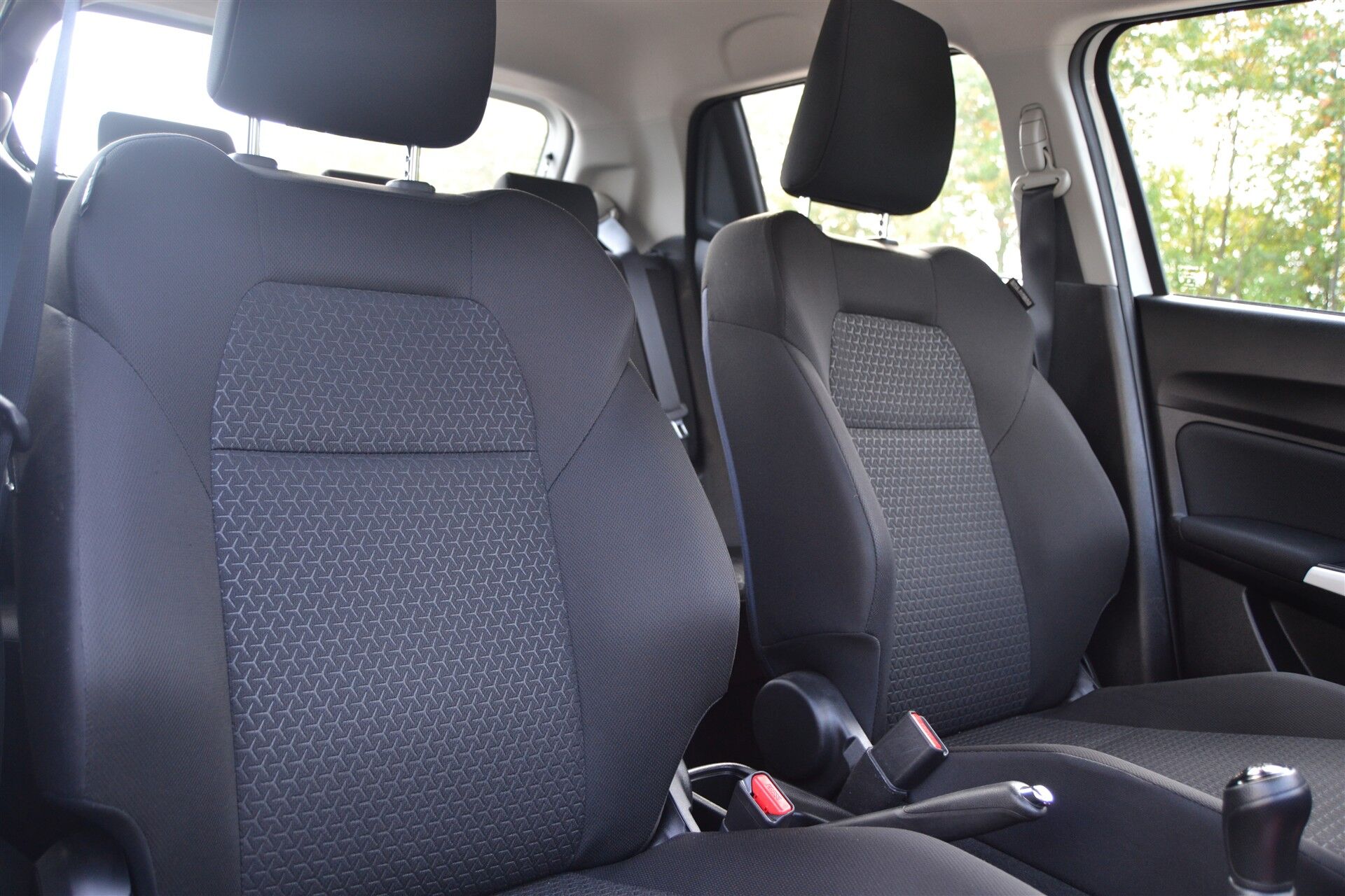 Billede af Suzuki Swift 1,2 Dualjet Club AEB Gold 90HK 5d