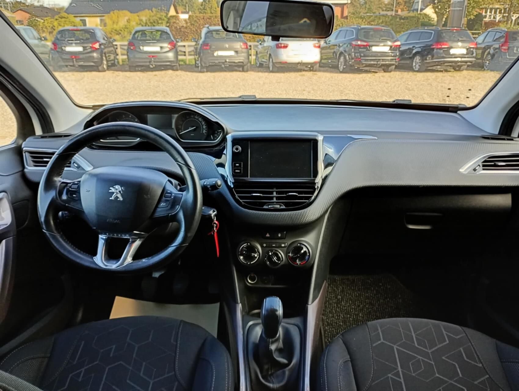 Billede af Peugeot 2008 1,2 VTi Style 82HK