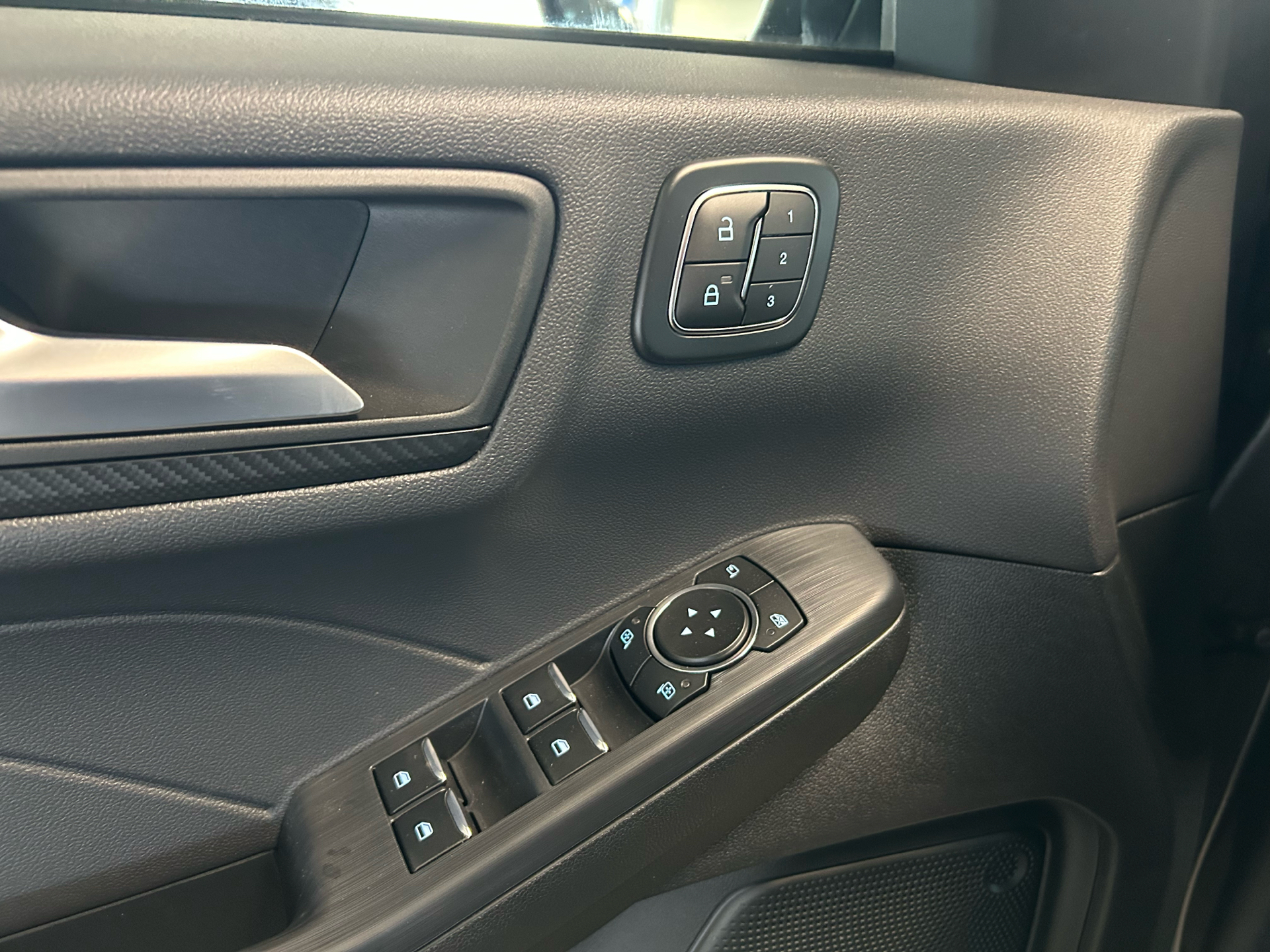 Billede af Ford Kuga 2,5 Plugin-hybrid ST-Line X CVT 243HK 5d Aut.