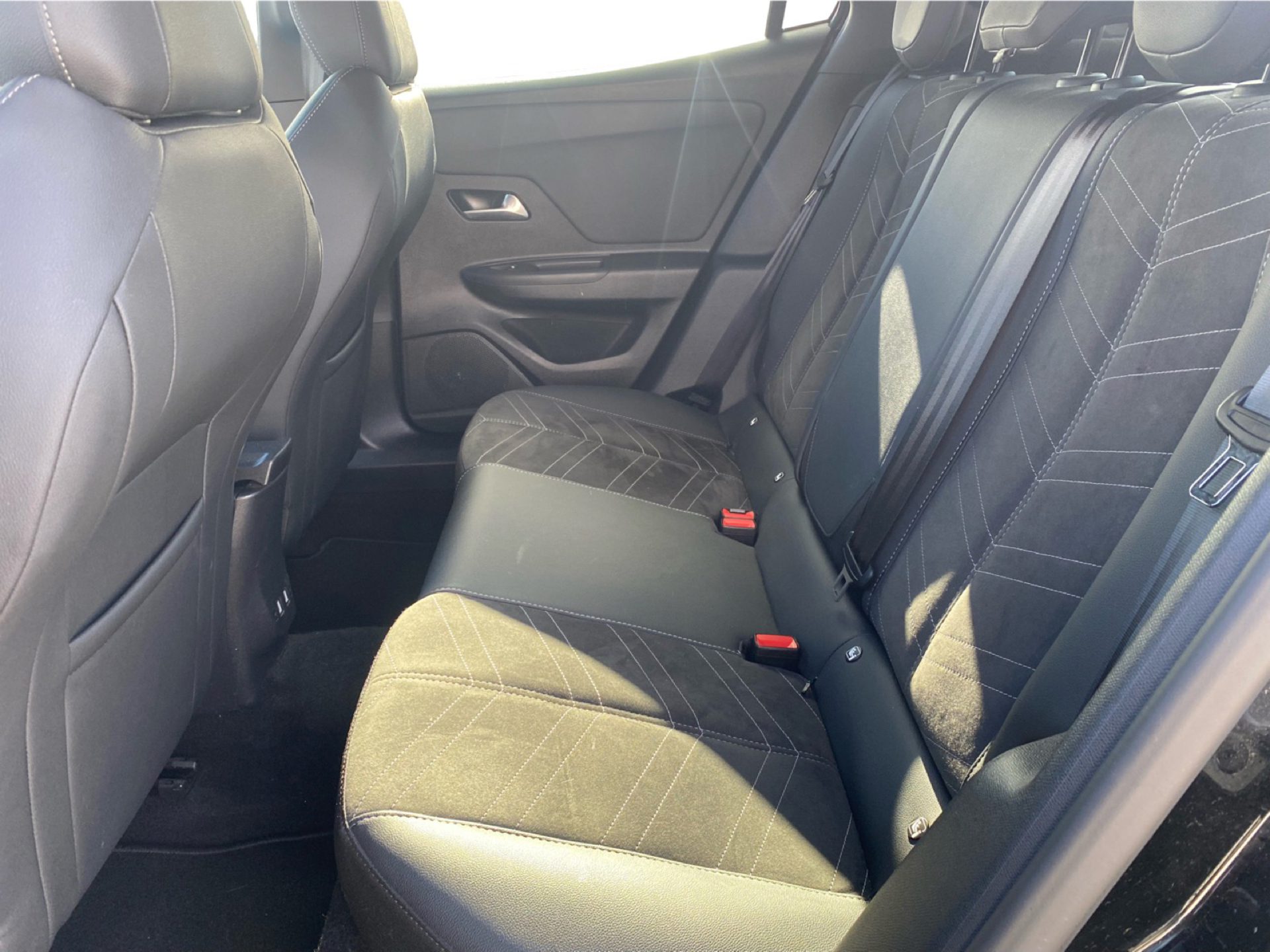 Billede af Opel Mokka-e EL Ultimate 136HK 5d Aut.