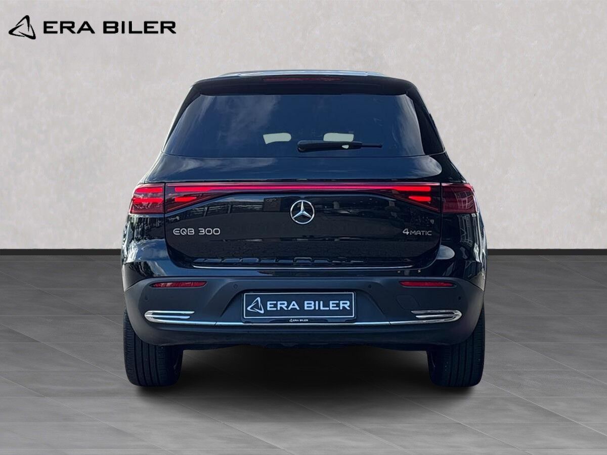 Billede af Mercedes-Benz EQB 300 EL AMG Line 7 Pers. 4Matic 228HK 5d Aut.