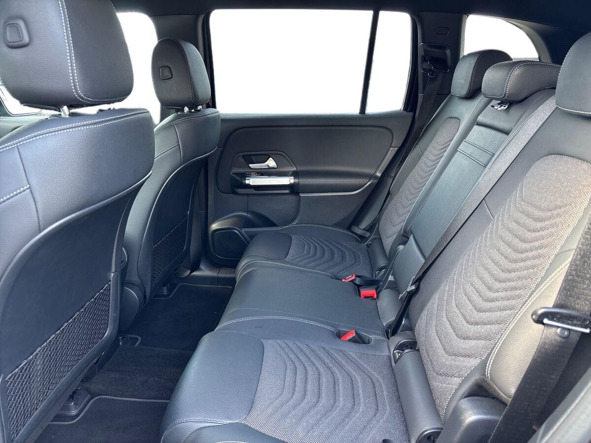 Billede af Mercedes-Benz EQB 300 EL AMG Line 7 Pers. 4Matic 228HK 5d Aut.