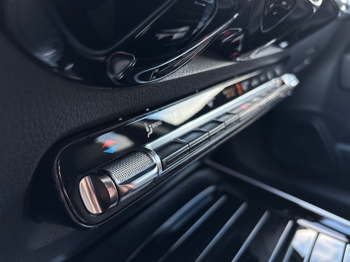 Billede af Mercedes-Benz EQB 300 EL AMG Line 7 Pers. 4Matic 228HK 5d Aut.