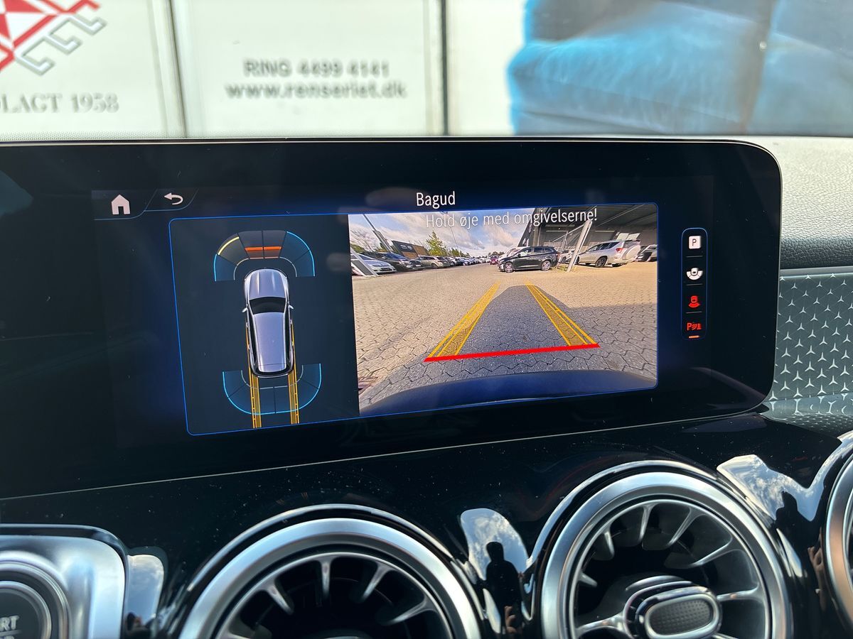 Billede af Mercedes-Benz EQB 300 EL AMG Line 7 Pers. 4Matic 228HK 5d Aut.