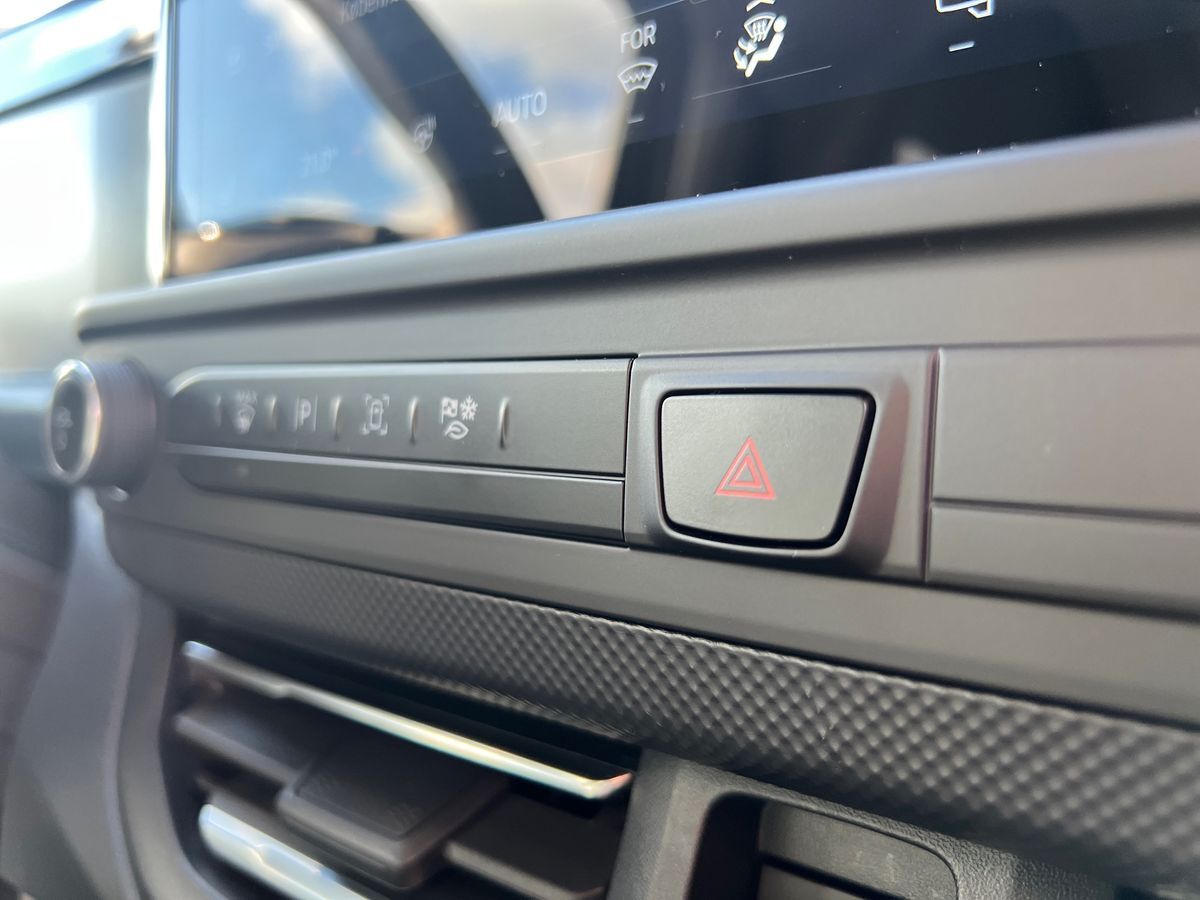 Billede af Ford Transit Custom 320 L1H1 2,5 Plugin-hybrid Limited CVT 233HK Van Trinl. Gear