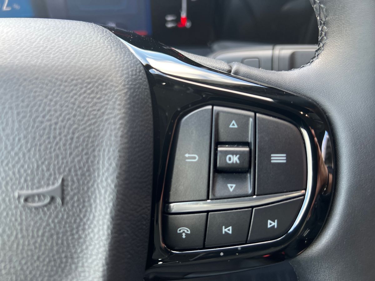 Billede af Ford Transit Custom 320 L1H1 2,5 Plugin-hybrid Limited CVT 233HK Van Trinl. Gear