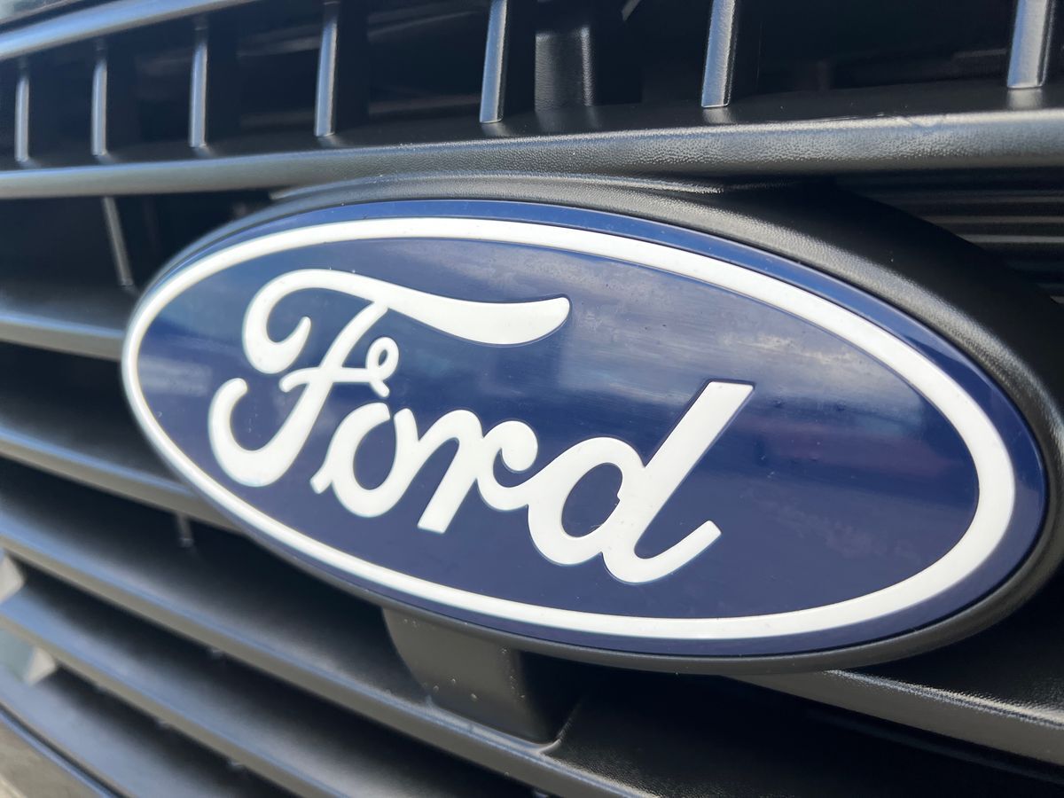 Billede af Ford Transit Custom 320 L1H1 2,5 Plugin-hybrid Limited CVT 233HK Van Trinl. Gear