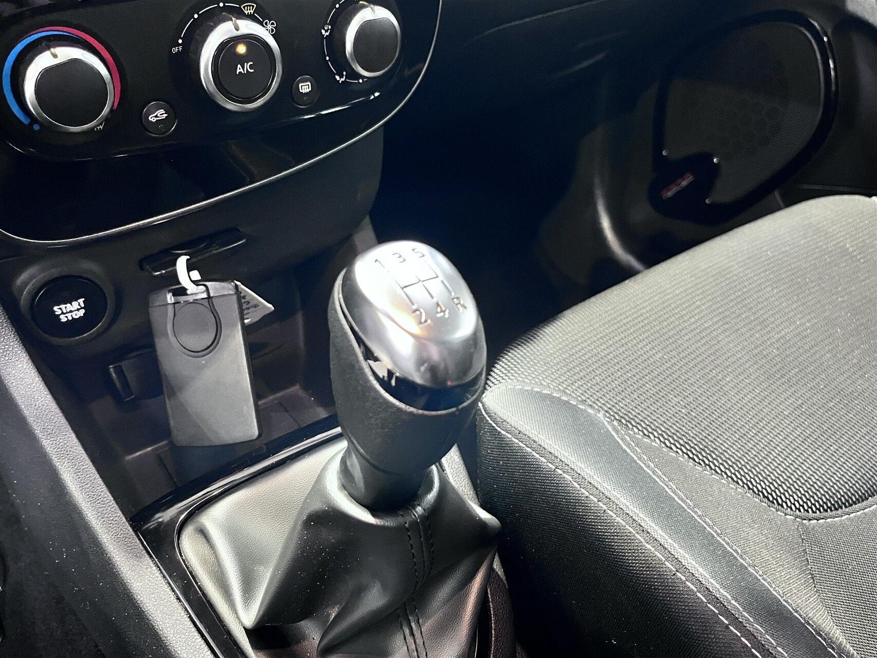 Billede af Renault Clio Sport Tourer 1,5 Energy DCI Zen 90HK Stc