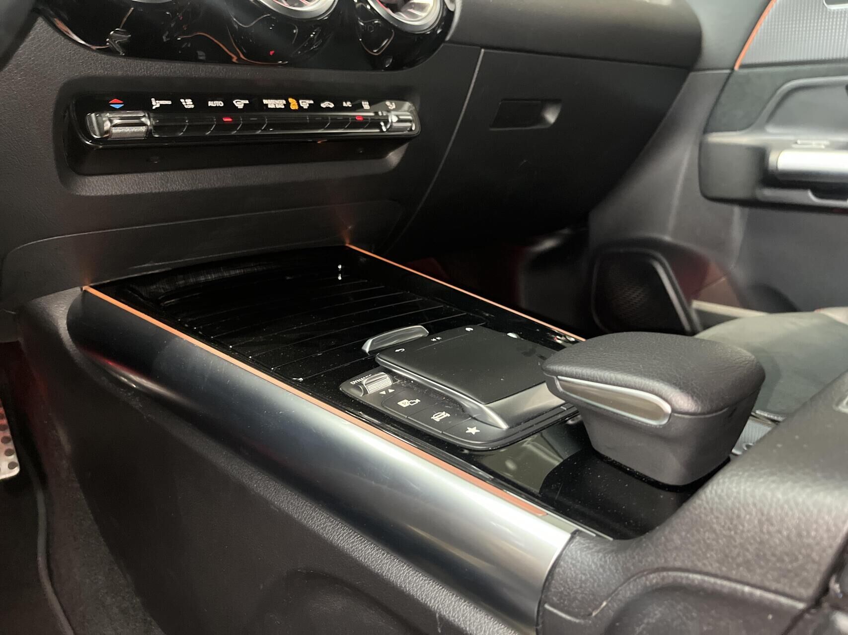 Billede af Mercedes-Benz EQA 250 EL AMG Line 190HK 5d Aut.