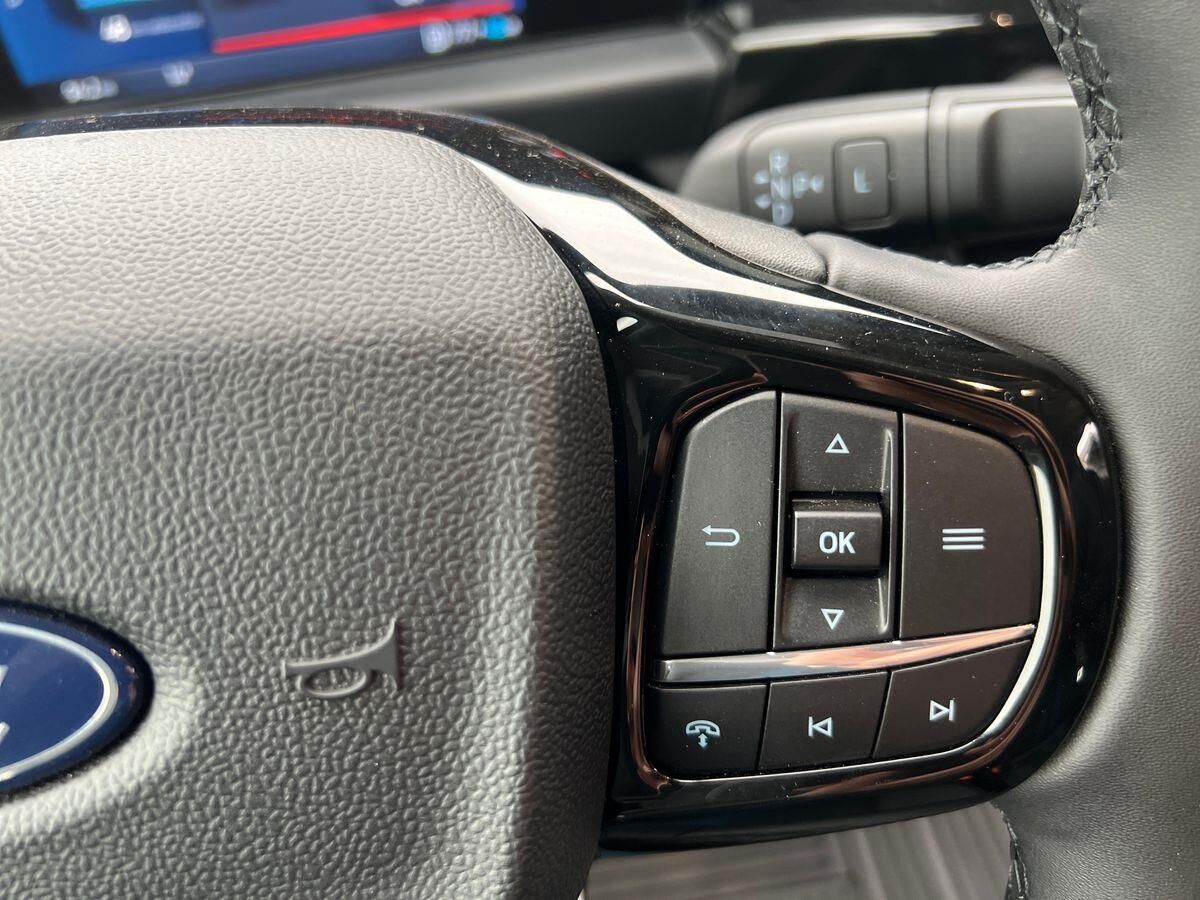 Billede af Ford Transit Custom 320 L2H1 2,5 Plugin-hybrid Sport CVT 233HK Van Trinl. Gear