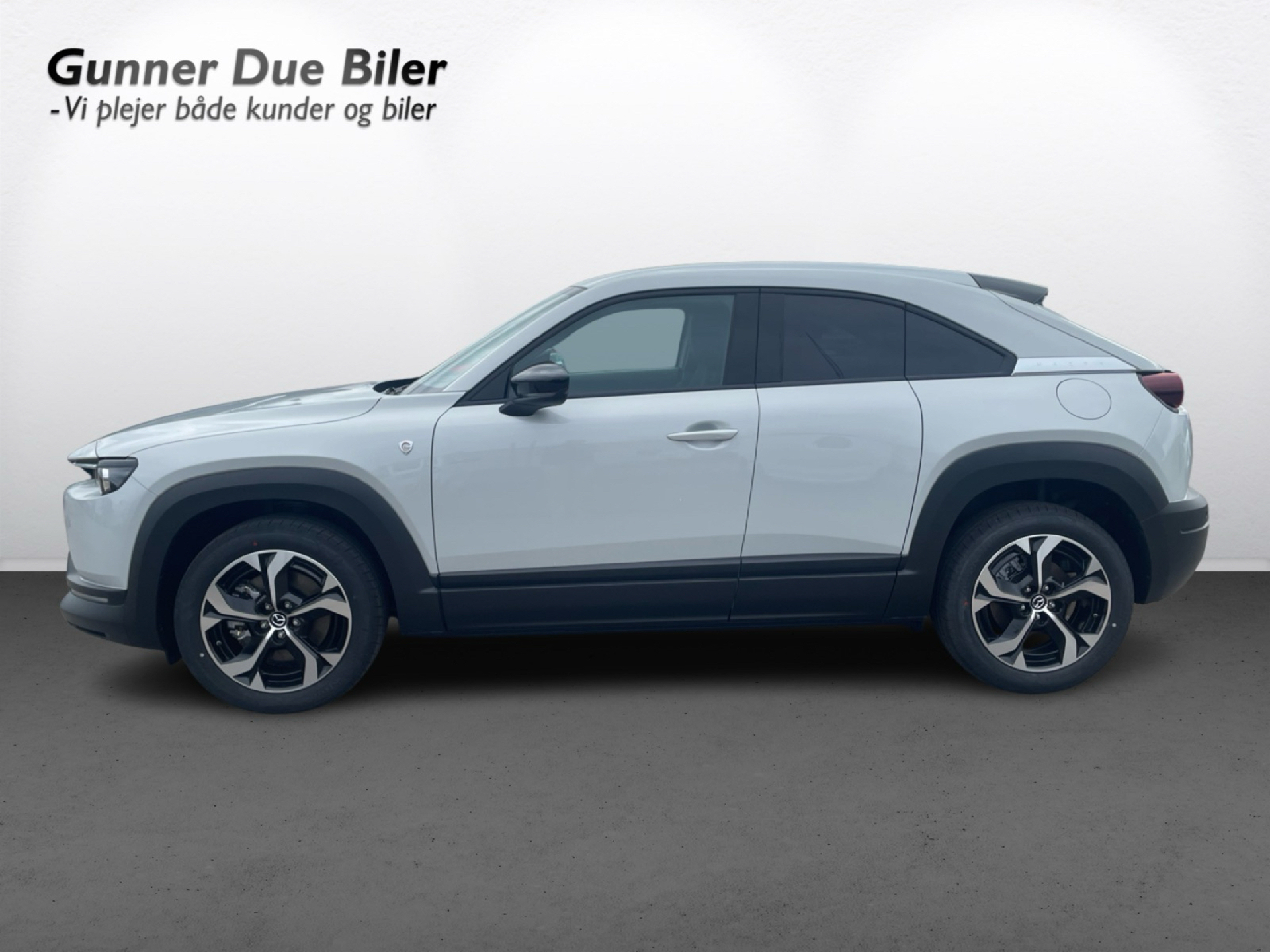 Billede af Mazda MX-30 0,8 e-Skyactiv R-EV  Plugin-hybrid Exclusive-Line 170HK 5d Trinl. Gear