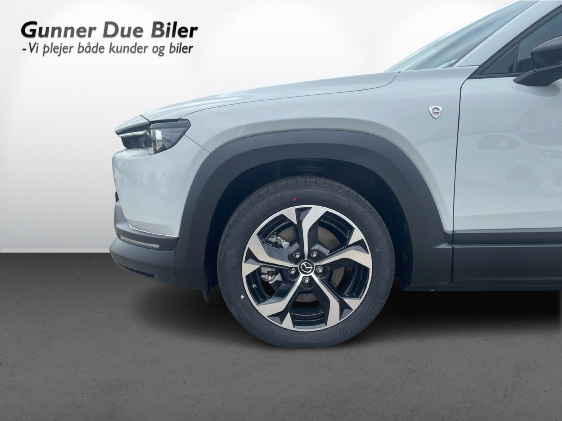 Billede af Mazda MX-30 0,8 e-Skyactiv R-EV  Plugin-hybrid Exclusive-Line 170HK 5d Trinl. Gear