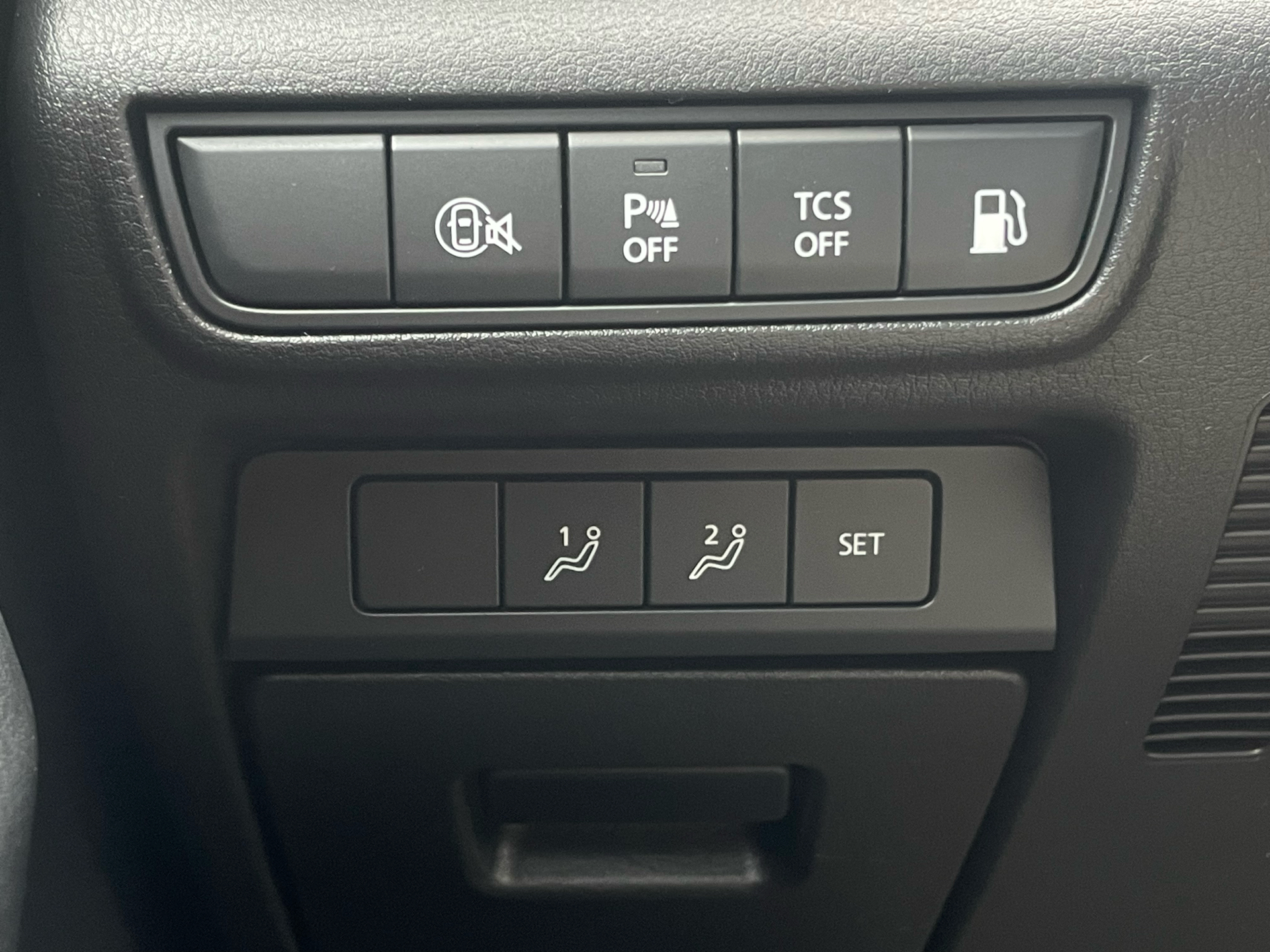 Billede af Mazda MX-30 0,8 e-Skyactiv R-EV  Plugin-hybrid Exclusive-Line 170HK 5d Trinl. Gear