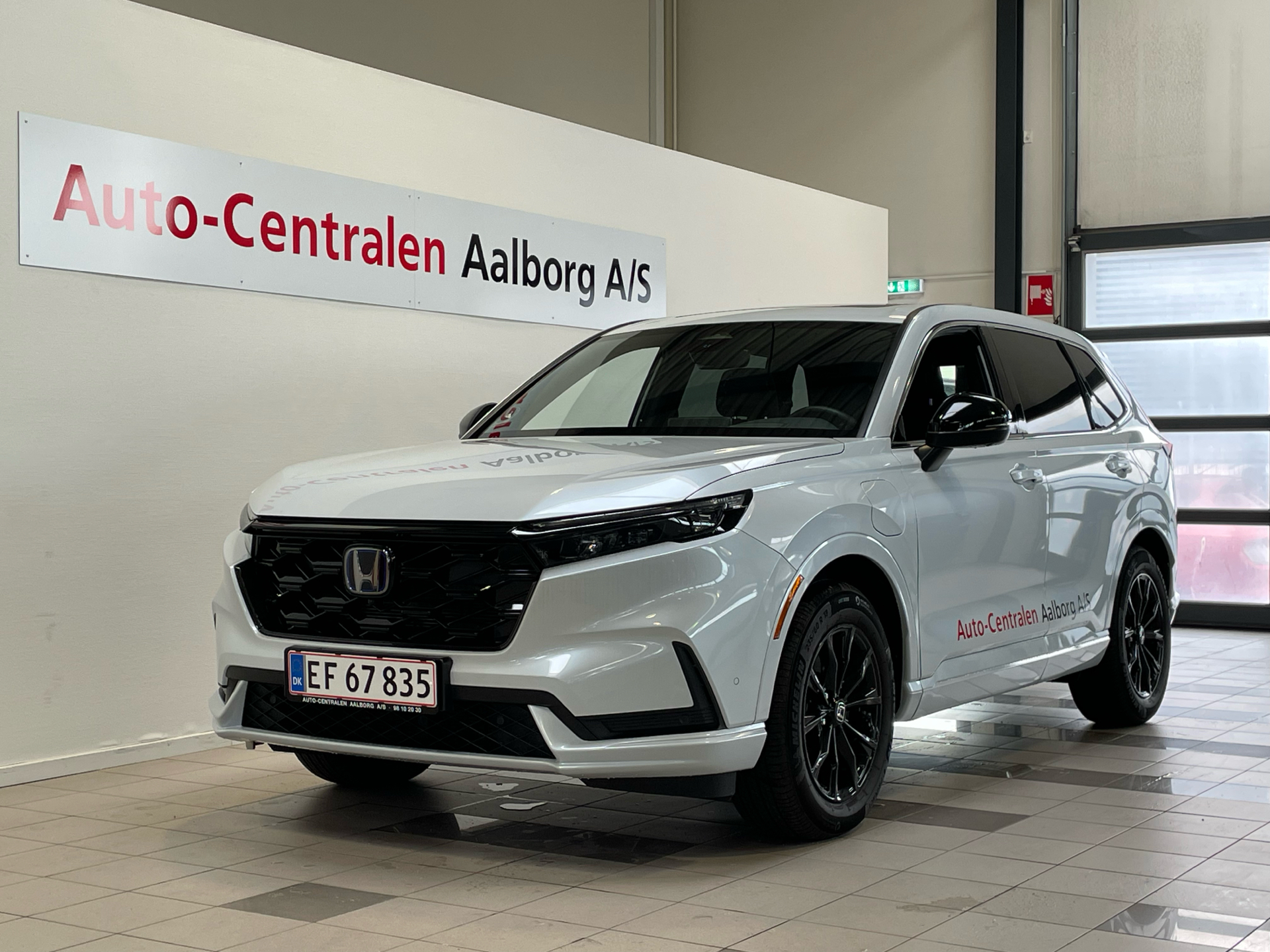 Billede af Honda CR-V 2,0 i-MMD  Plugin-hybrid Advance Tech E-CVT 184HK 5d Trinl. Gear