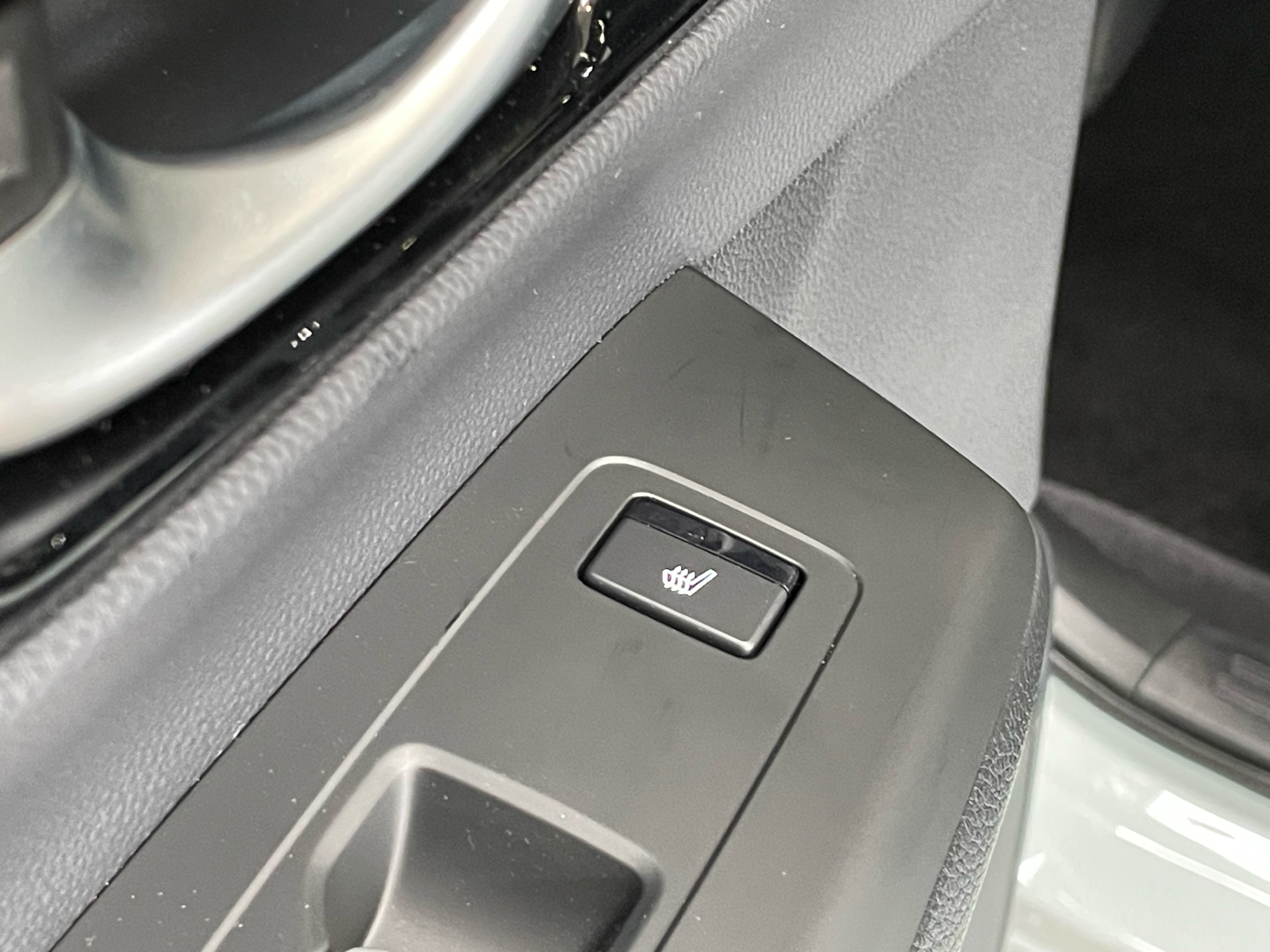 Billede af Honda CR-V 2,0 i-MMD  Plugin-hybrid Advance Tech E-CVT 184HK 5d Trinl. Gear