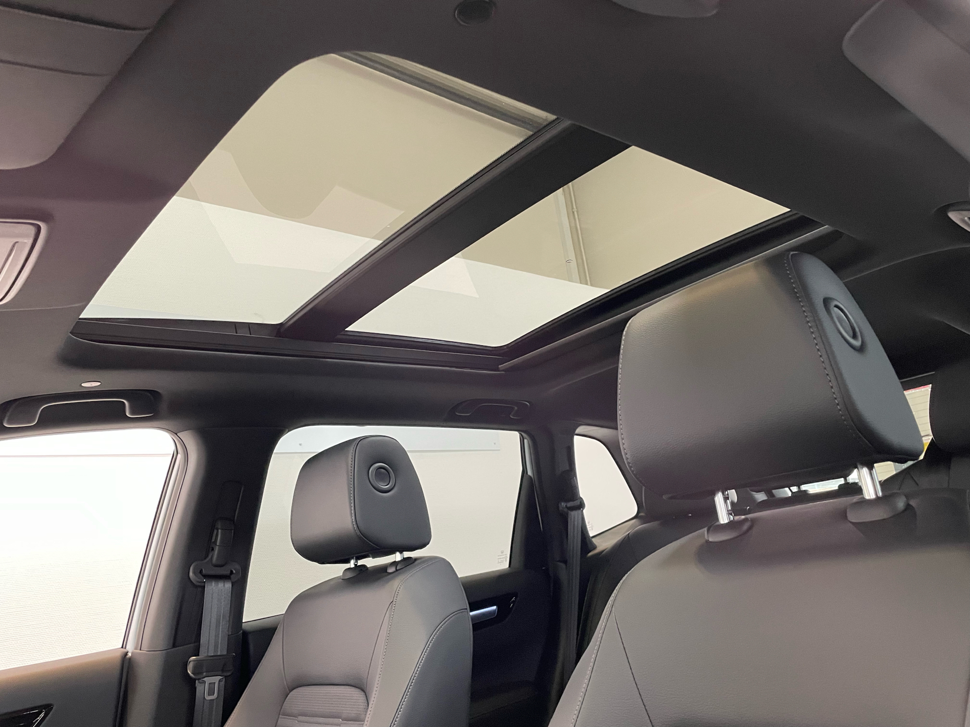 Billede af Honda CR-V 2,0 i-MMD  Plugin-hybrid Advance Tech E-CVT 184HK 5d Trinl. Gear
