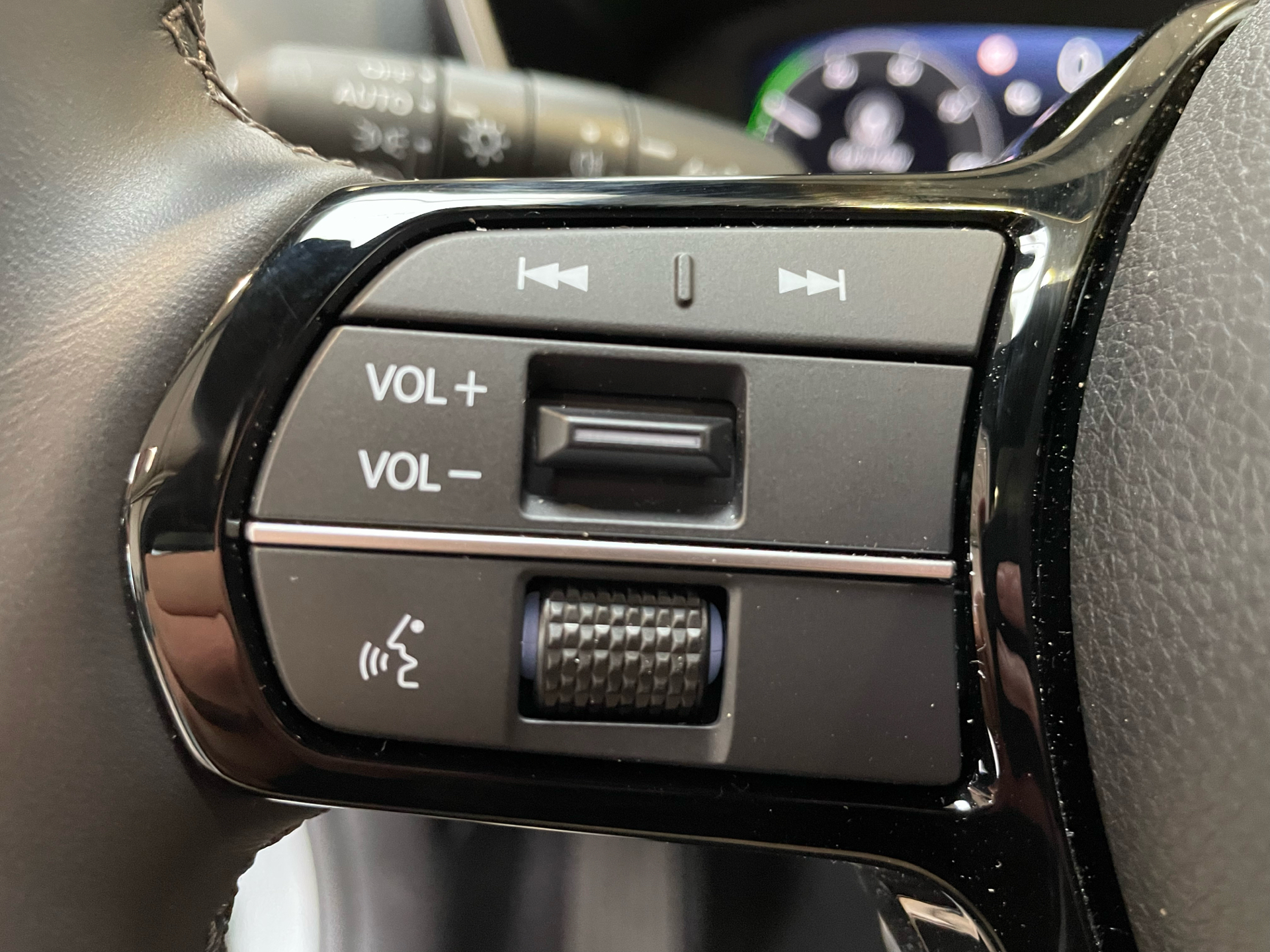 Billede af Honda CR-V 2,0 i-MMD  Plugin-hybrid Advance Tech E-CVT 184HK 5d Trinl. Gear