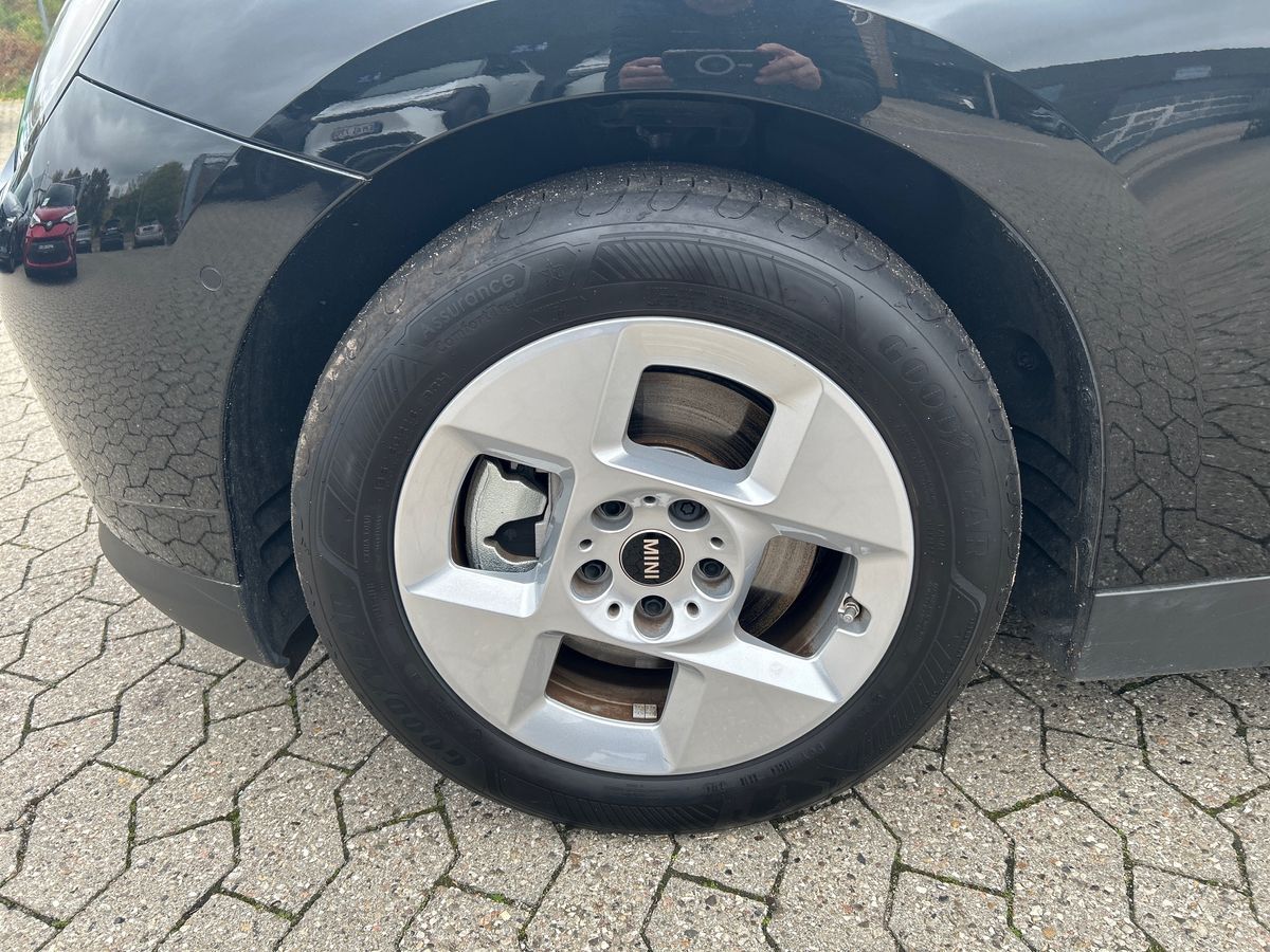 Billede af Mini Cooper E EL Classic Trim Option Level L 184HK 3d Aut.