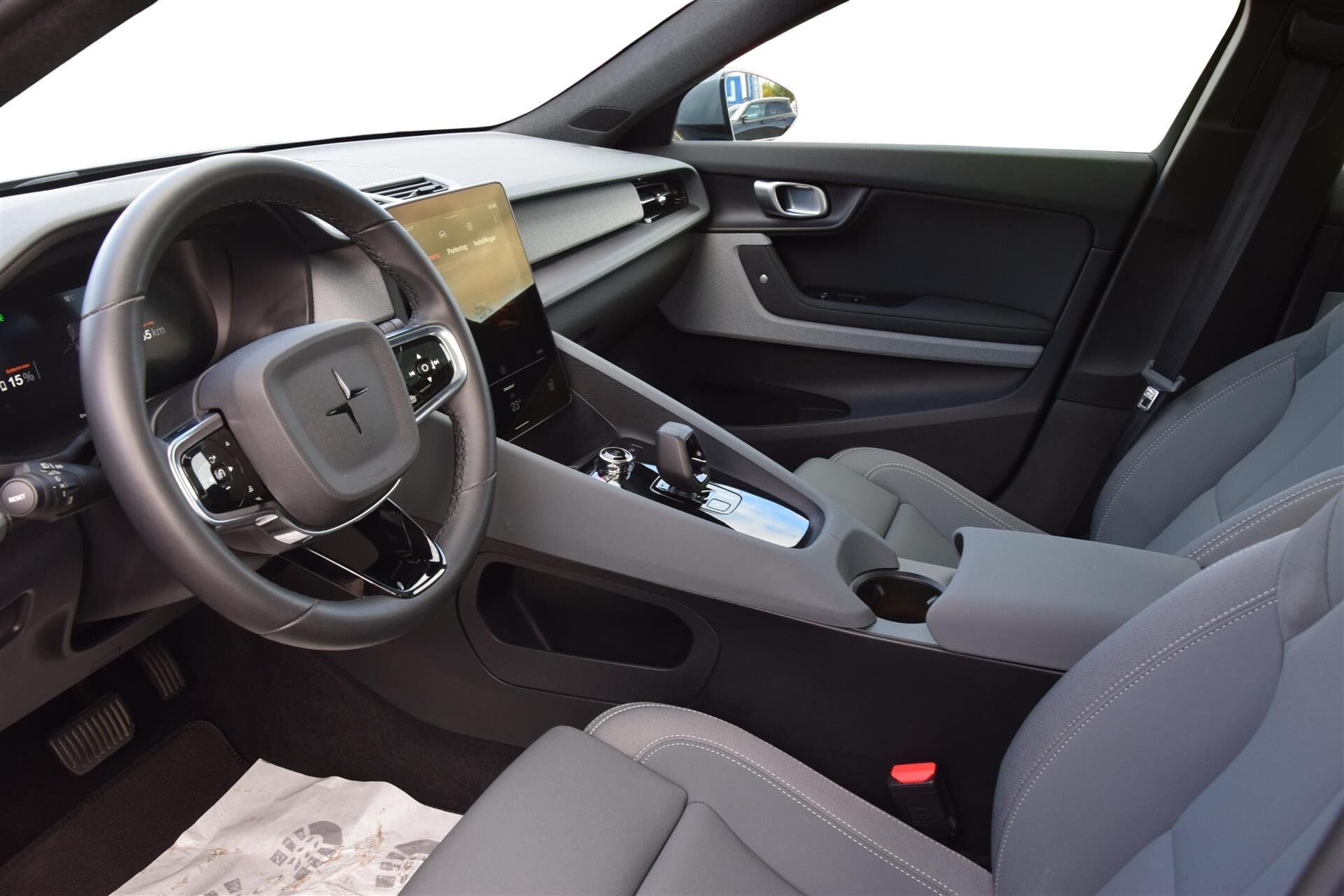 Billede af Polestar 2 EL Long range Single motor 231HK 5d Aut.