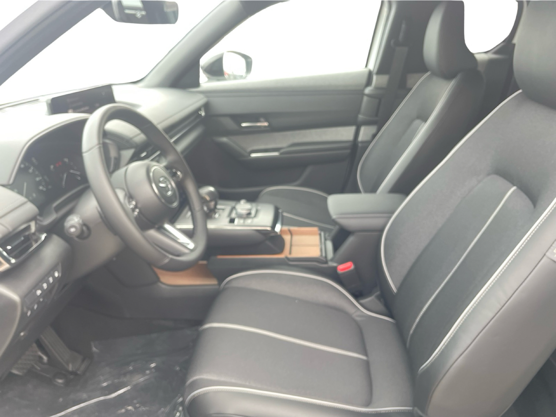 Billede af Mazda MX-30 0,8 e-Skyactiv R-EV  Plugin-hybrid Exclusive-Line 170HK 5d Trinl. Gear