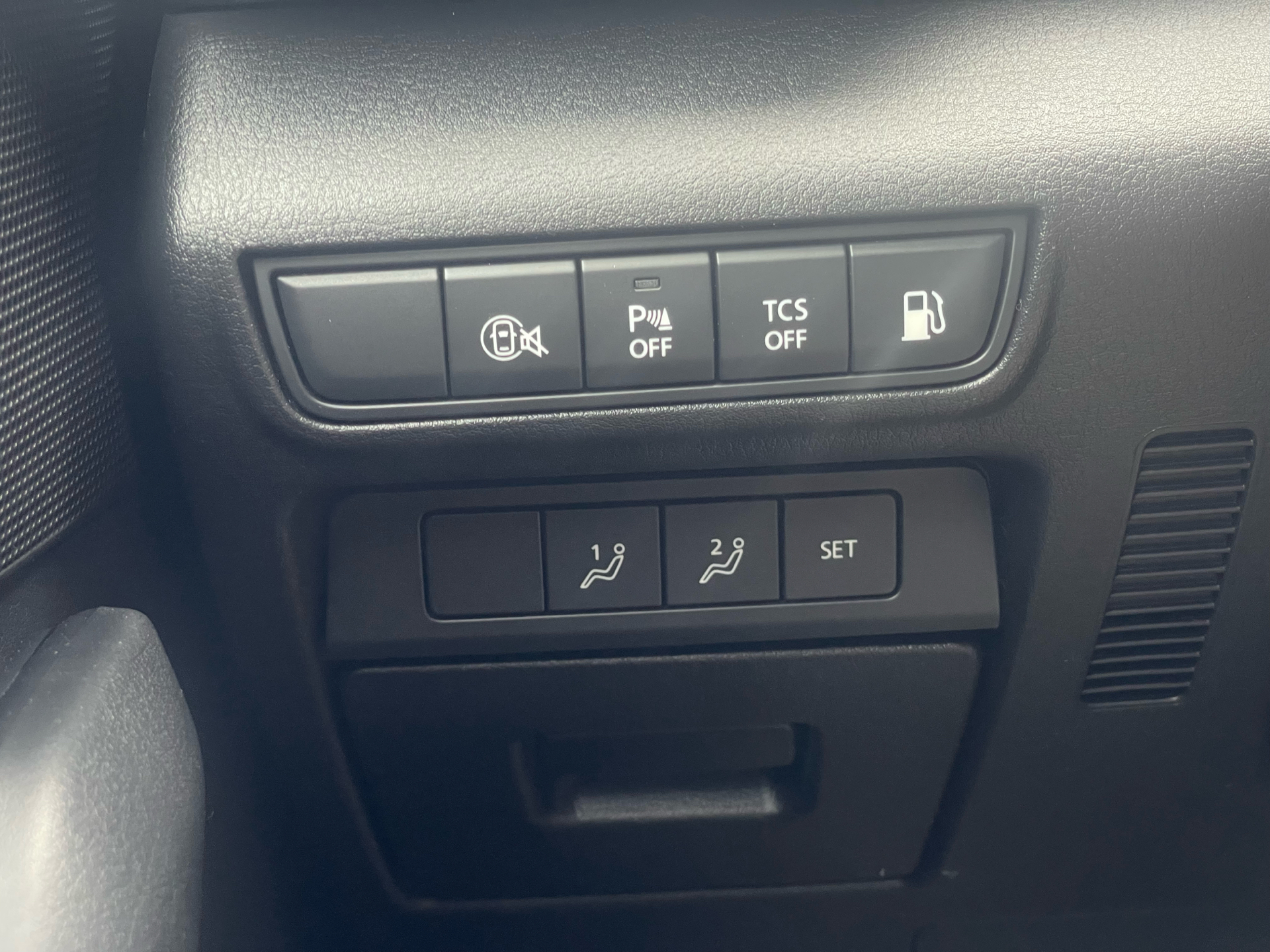 Billede af Mazda MX-30 0,8 e-Skyactiv R-EV  Plugin-hybrid Exclusive-Line 170HK 5d Trinl. Gear