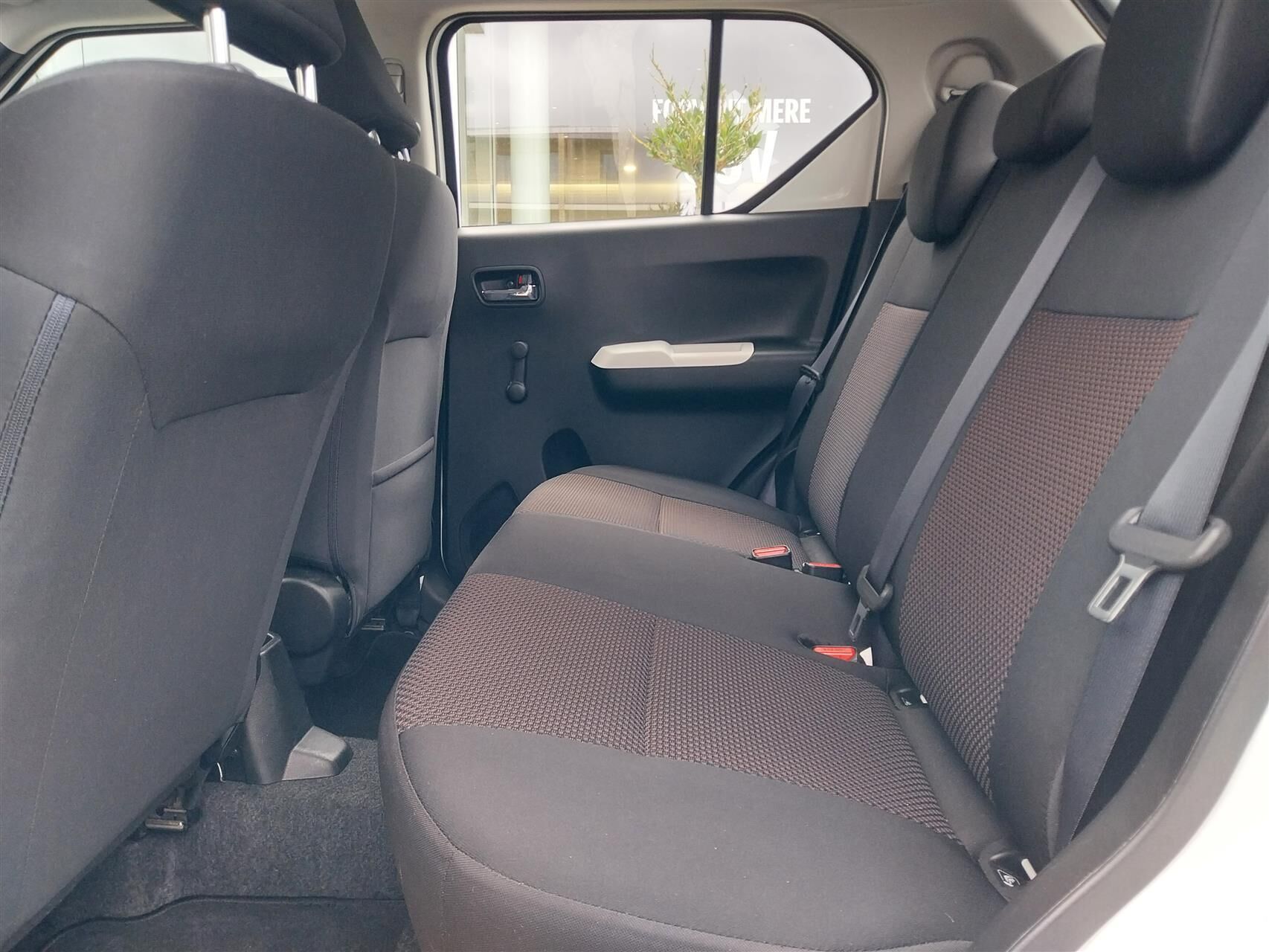 Billede af Suzuki Ignis 1,2 Dualjet  Mild hybrid Club AEB Hybrid 90HK 5d