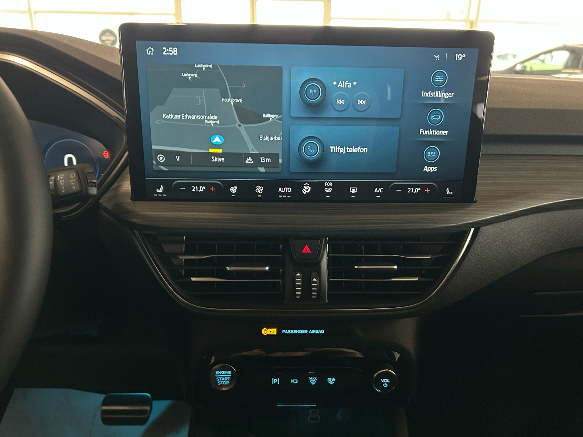 Billede af Ford Kuga 2,5 Plugin-hybrid Active X CVT 243HK 5d Aut.