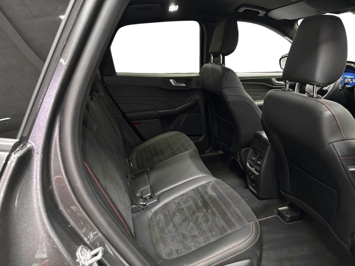 Billede af Ford Kuga 2,5 Plugin-hybrid ST-Line X CVT 225HK 5d Trinl. Gear