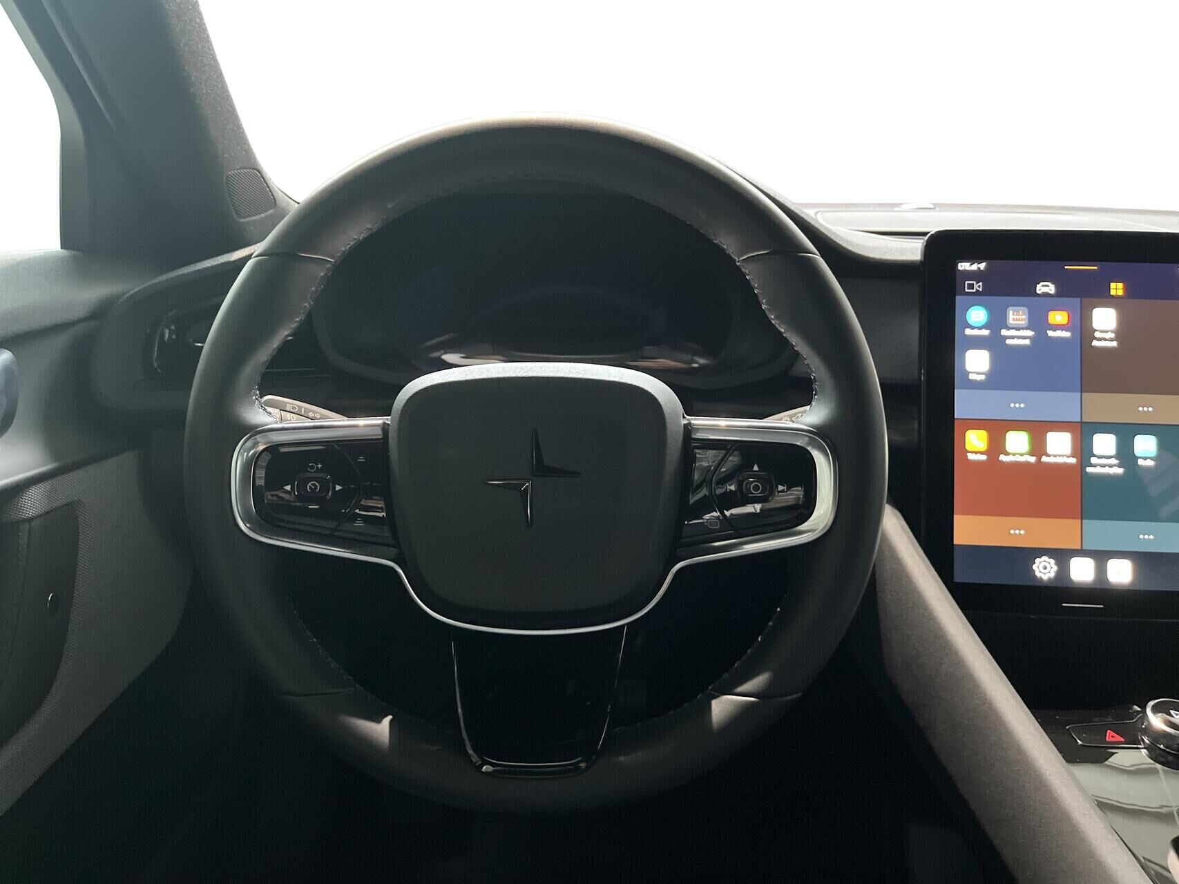 Billede af Polestar 2 EL Long range Single motor 231HK 5d Aut.