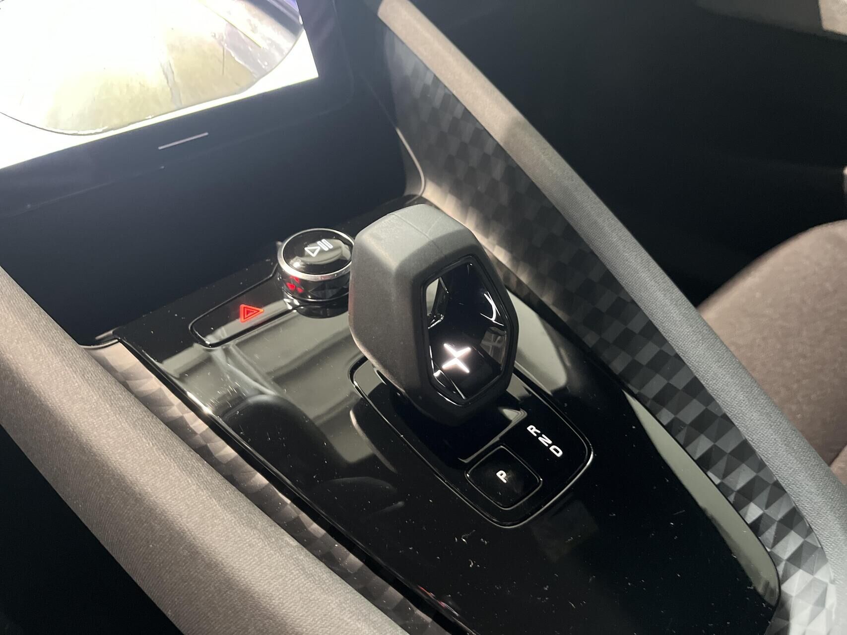 Billede af Polestar 2 EL Long range Single motor 231HK 5d Aut.