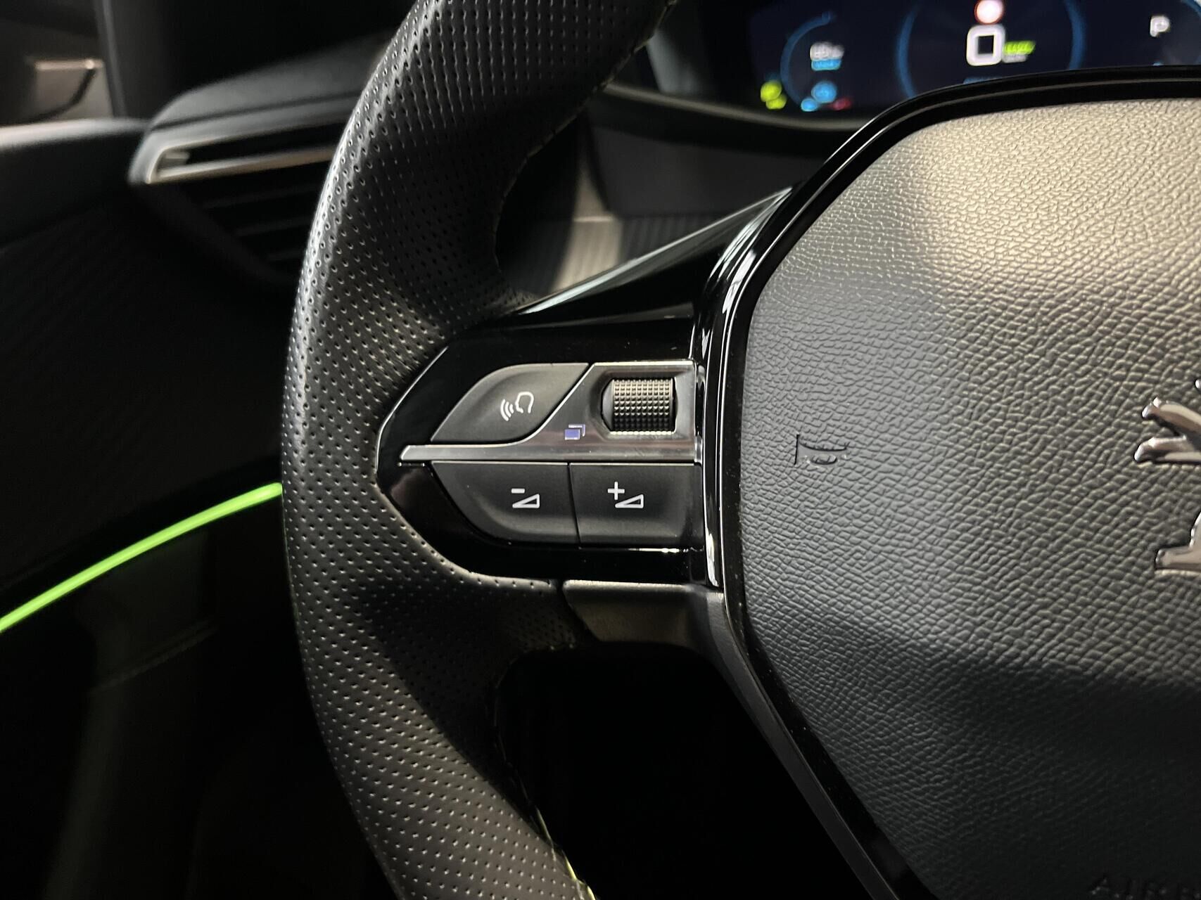 Billede af Peugeot e-2008 EL GT 136HK 5d Aut.