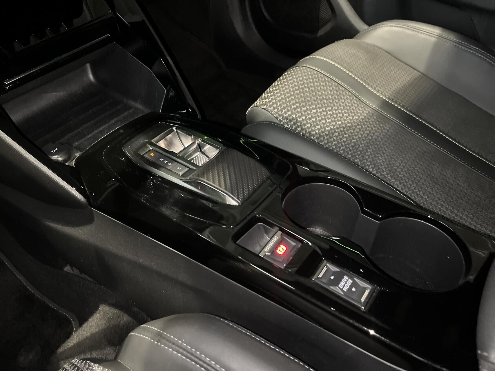 Billede af Peugeot e-2008 EL GT 136HK 5d Aut.